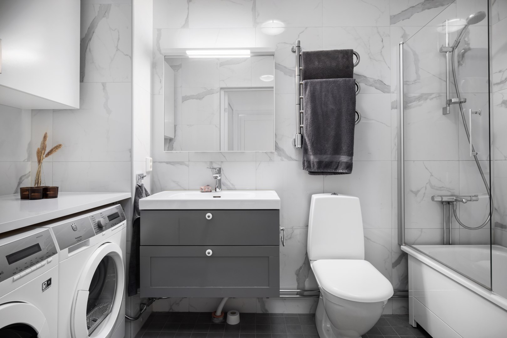 Bostadsbild från Tollarevägen 26, 7 av 7 tr, Såld i Tollare, Nacka