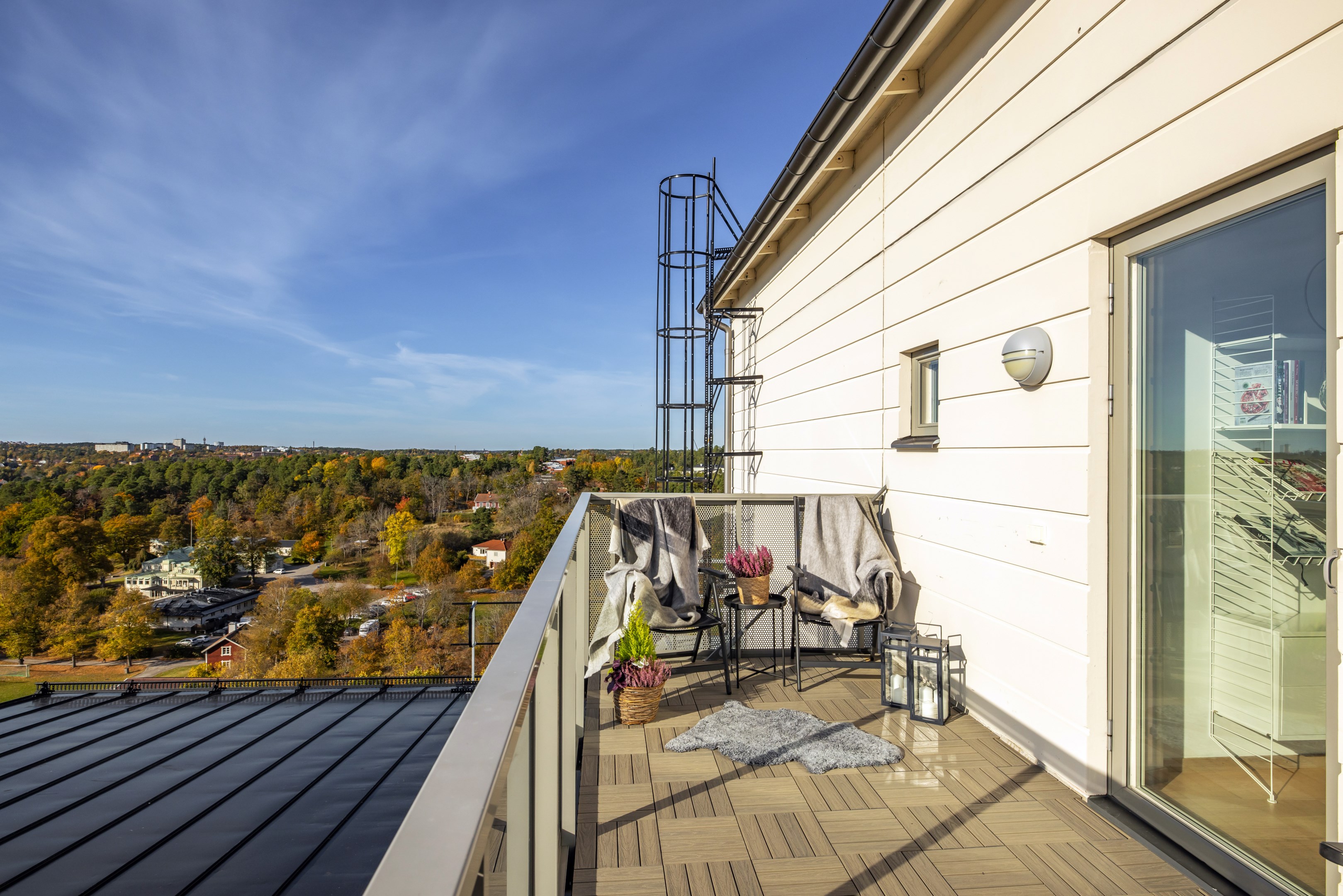 Bostadsbild från Tollarevägen 26, 7 av 7 tr, Såld i Tollare, Nacka