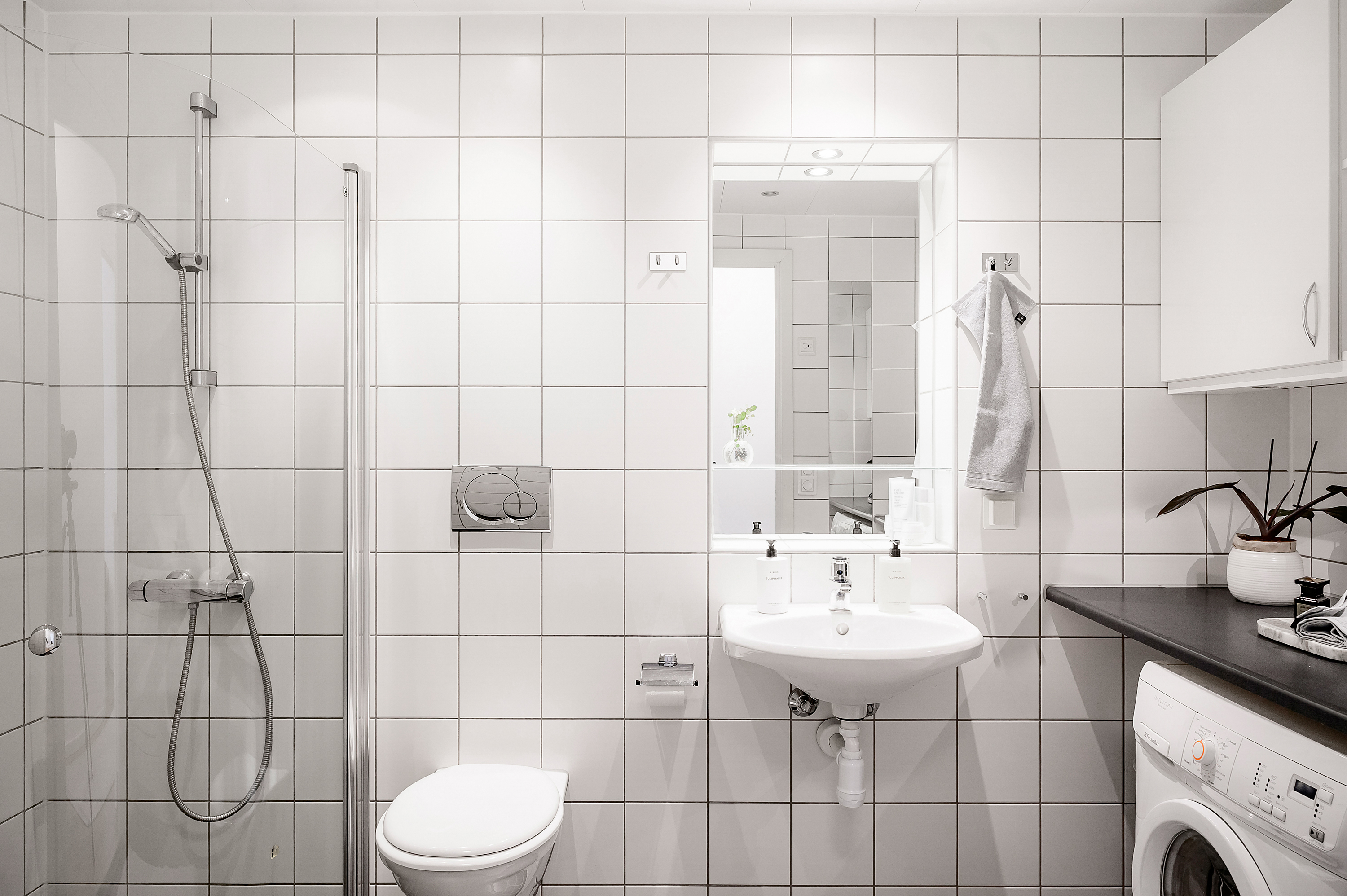 Bostadsbild från Sjökvarnsbacken 6, Såld i Saltsjöqvarn, Nacka