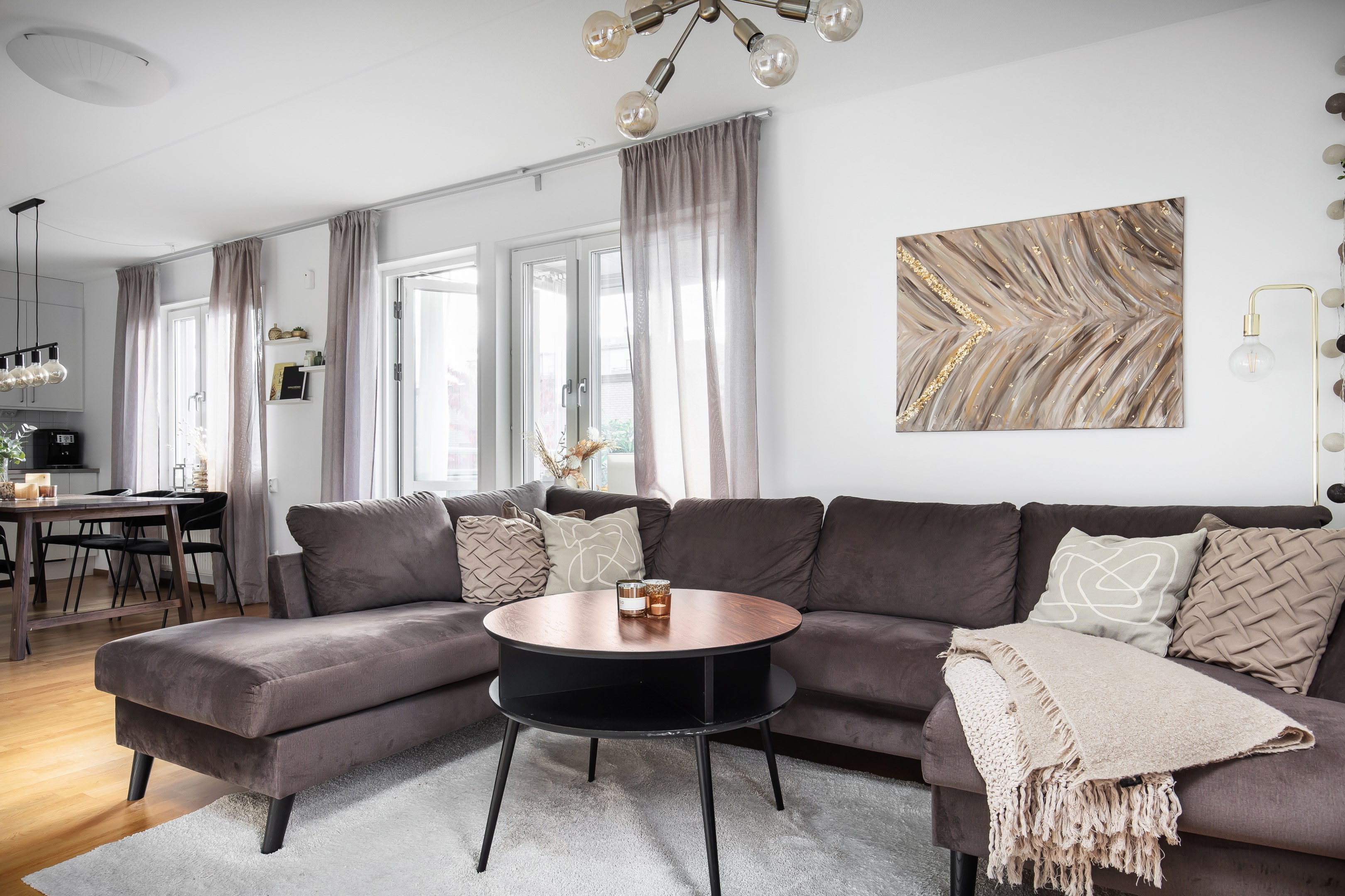 Bostadsbild från Maja Snis gata 3, Såld i Porslinskvarteren, Värmdö