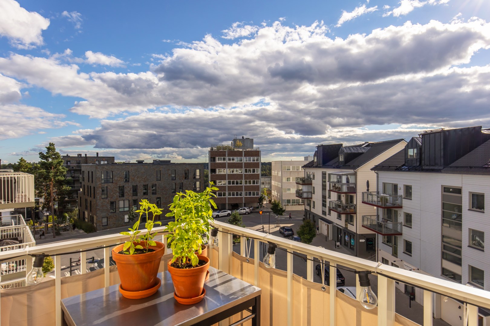 Bostadsbild från Hedenströms väg 13, 5/5 tr, Såld i Tollare, Nacka
