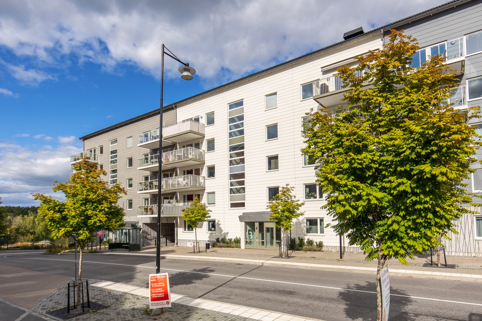 Bostadsbild från Hedenströms väg 13, 5/5 tr, Såld i Tollare, Nacka