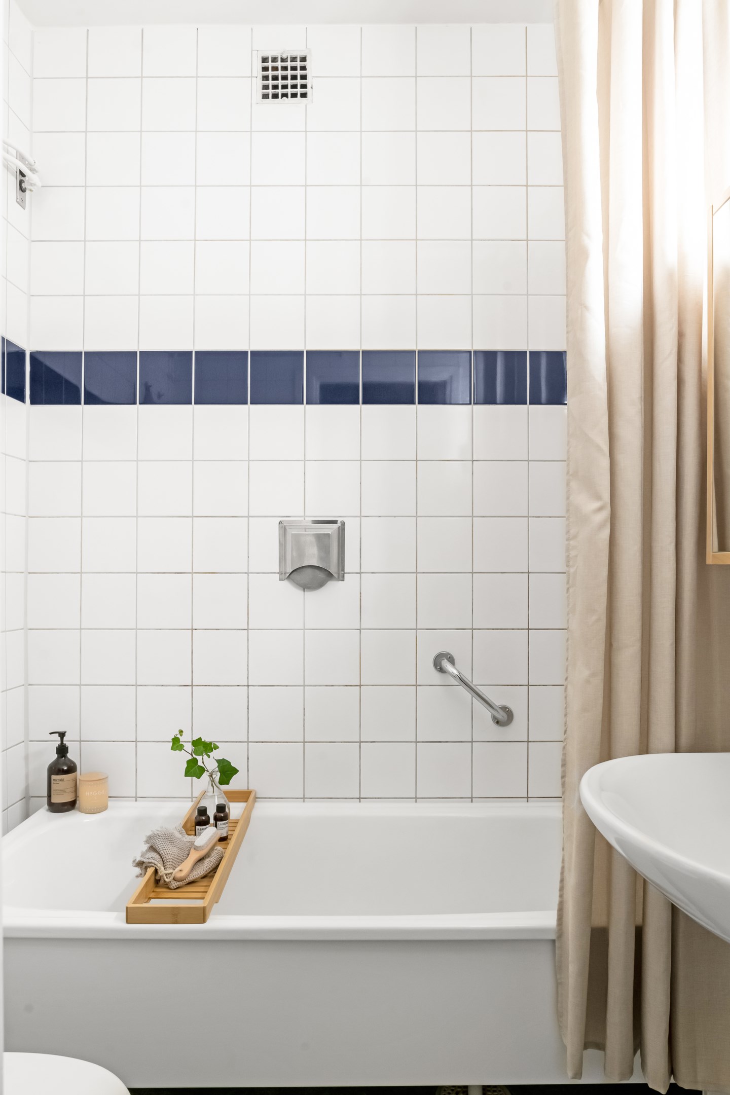 Bostadsbild från Hjalmar Brantingsgatan 7 A, Såld i Fålhagen, Uppsala