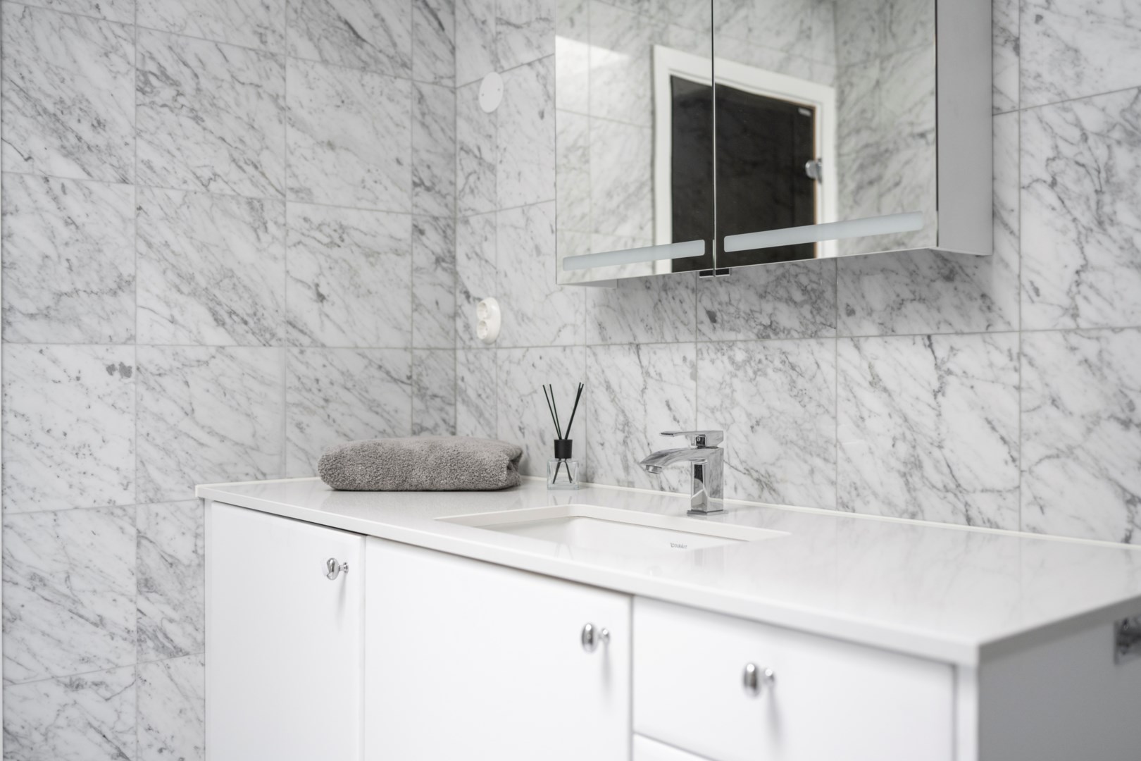 Bostadsbild från Karlavägen 83, Såld i Östermalm - Karlaplan, Stockholm