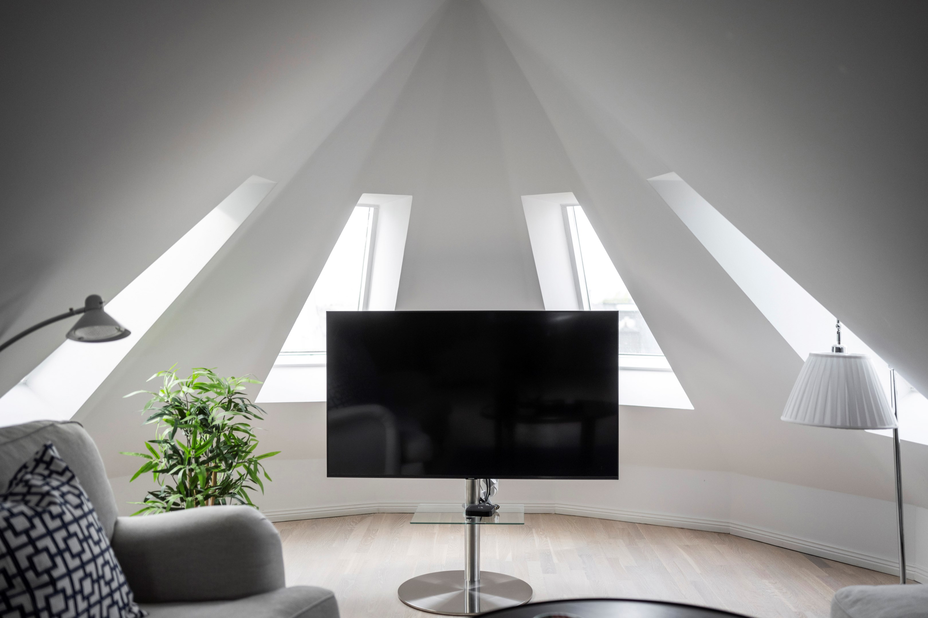 Bostadsbild från Karlavägen 83, Såld i Östermalm - Karlaplan, Stockholm