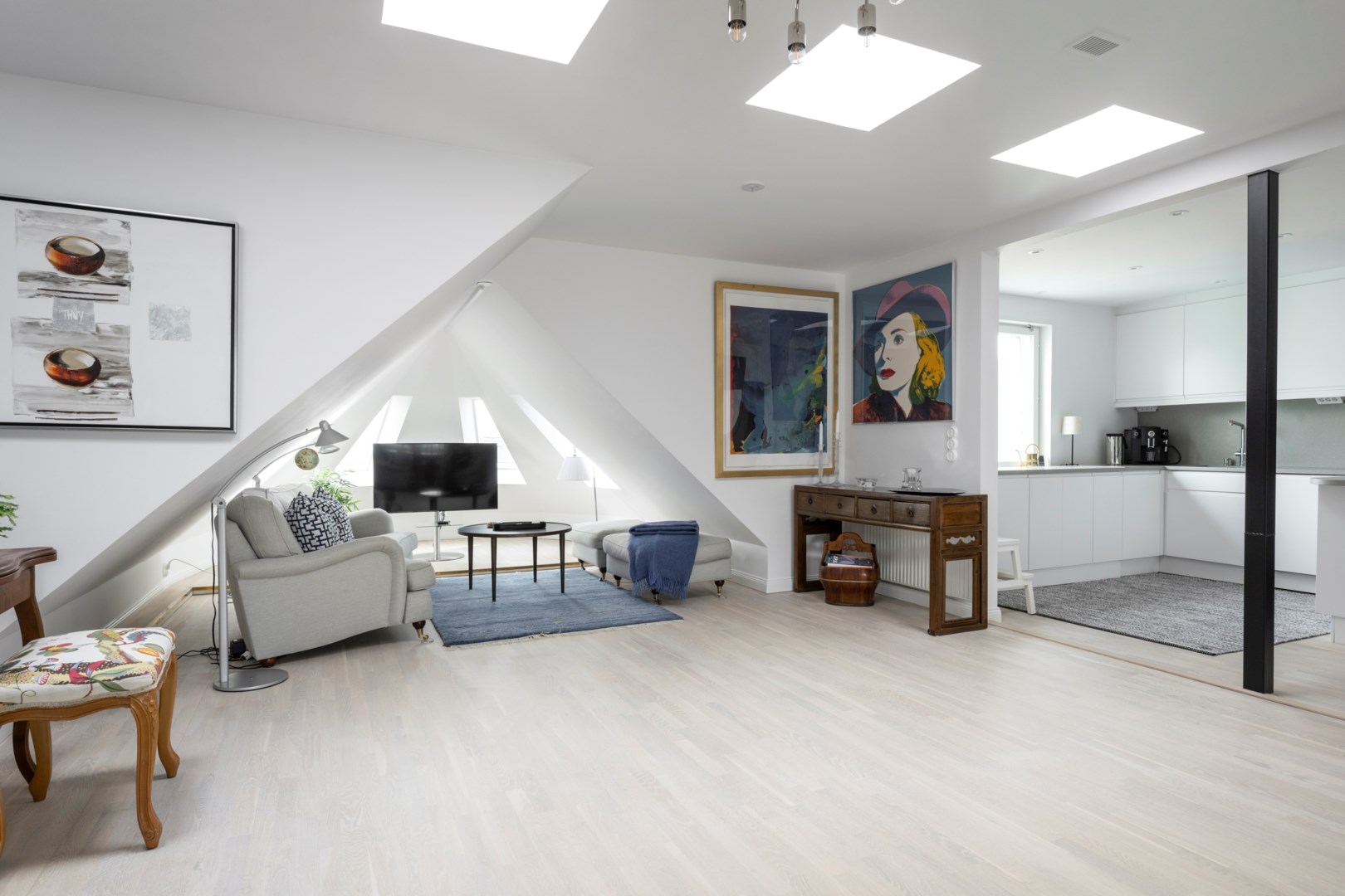 Bostadsbild från Karlavägen 83, Såld i Östermalm - Karlaplan, Stockholm