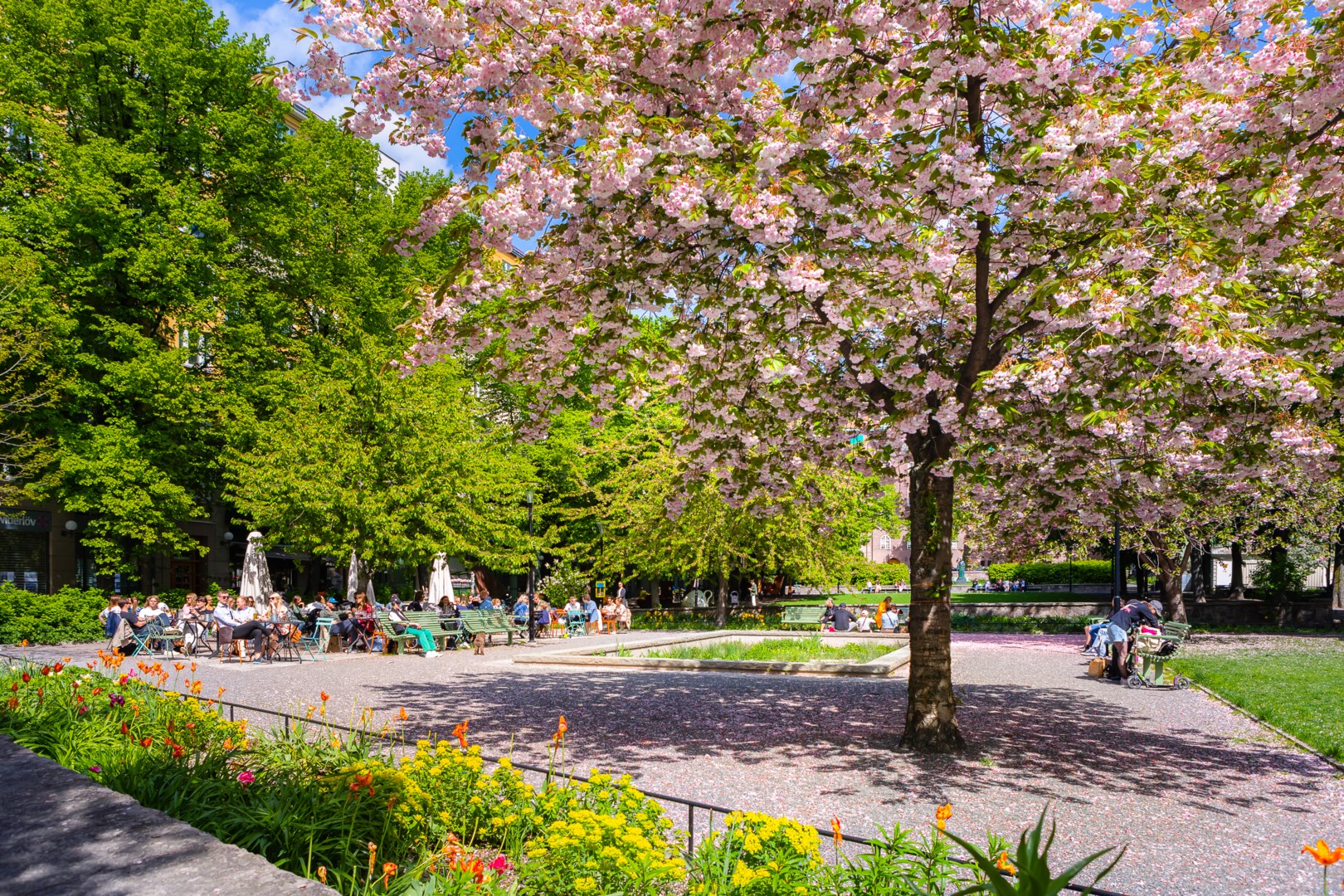 Bostadsbild från Birger Jarlsgatan 125, Såld i Vasastan, Stockholm