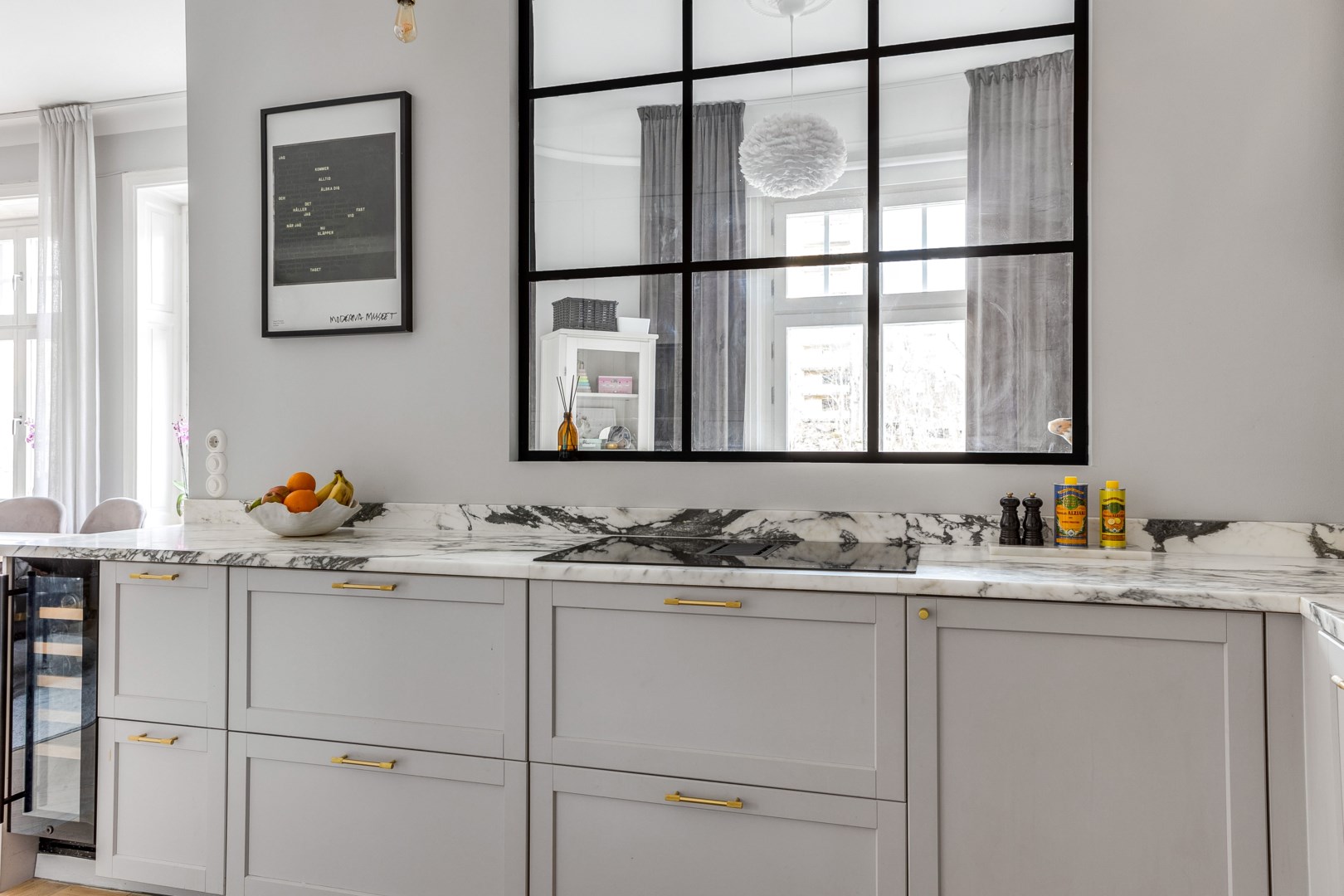 Bostadsbild från Birger Jarlsgatan 125, Såld i Vasastan, Stockholm