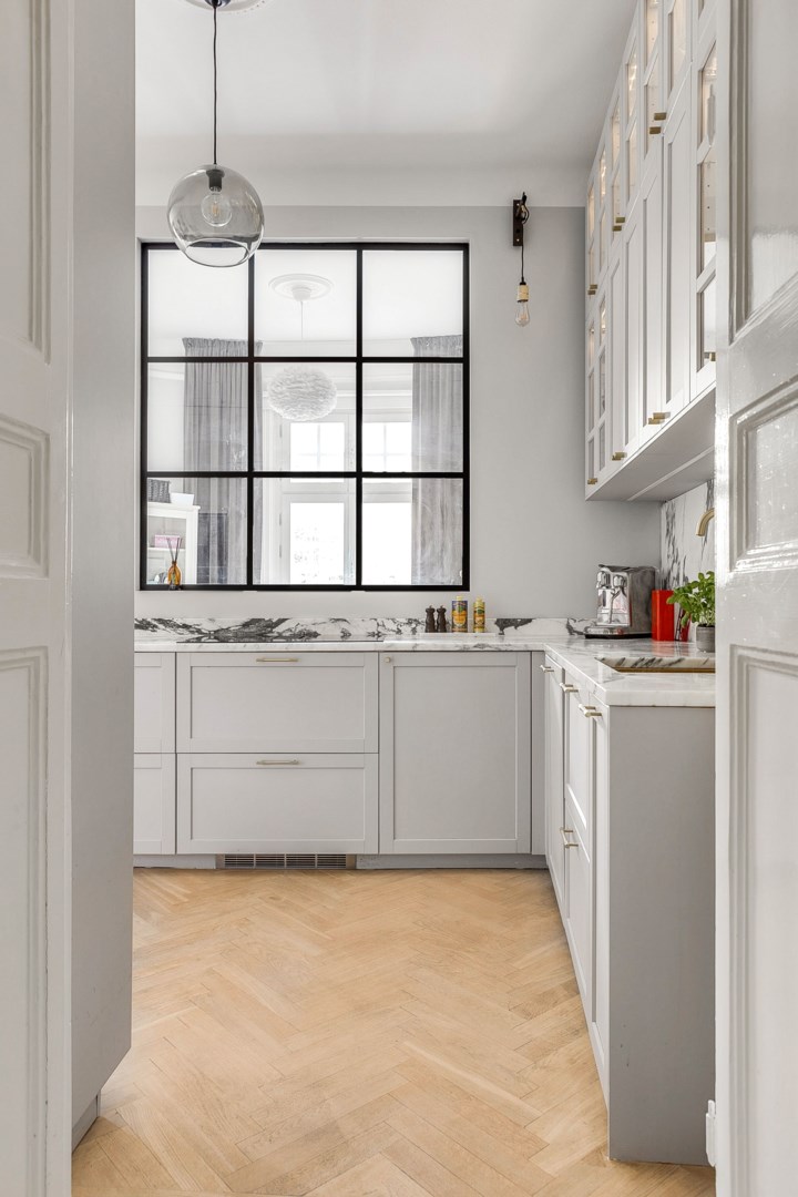 Bostadsbild från Birger Jarlsgatan 125, Såld i Vasastan, Stockholm