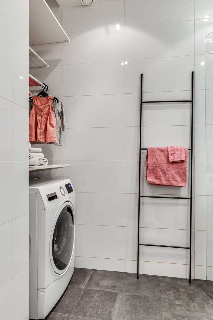 Bostadsbild från Birger Jarlsgatan 125, Såld i Vasastan, Stockholm