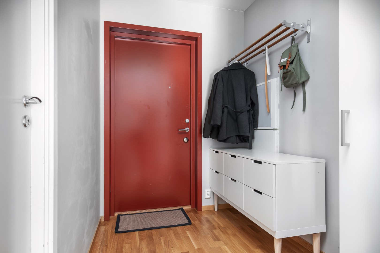 Bostadsbild från Godtemplarvägen 5, 1 tr, Såld i Tollare, Nacka