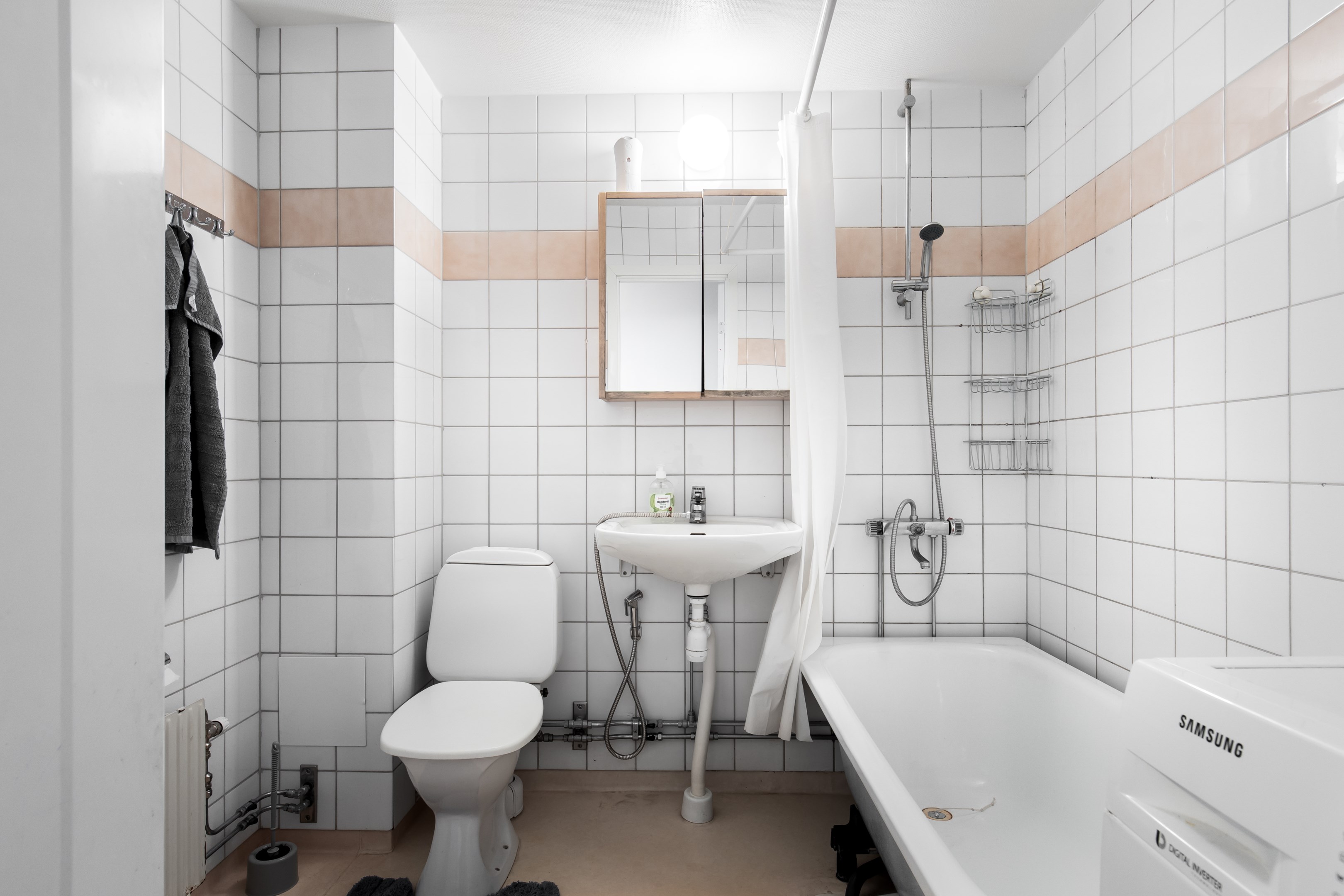 Bostadsbild från Skarpövägen 7, Såld i Västra Orminge, Nacka