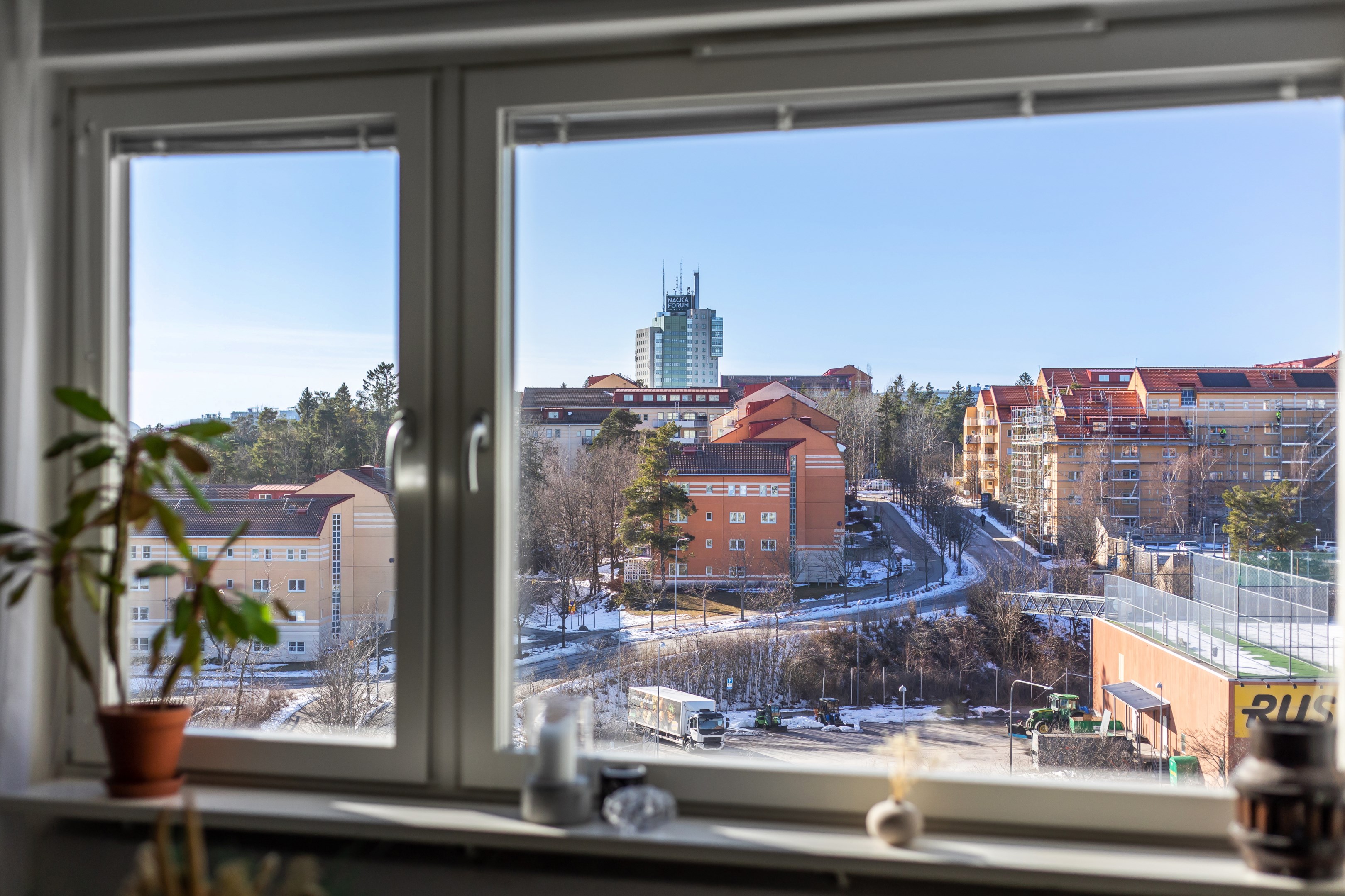 Bostadsbild från Per Hallströms Väg 2, vån 6, Såld i Nacka Forum, Nacka