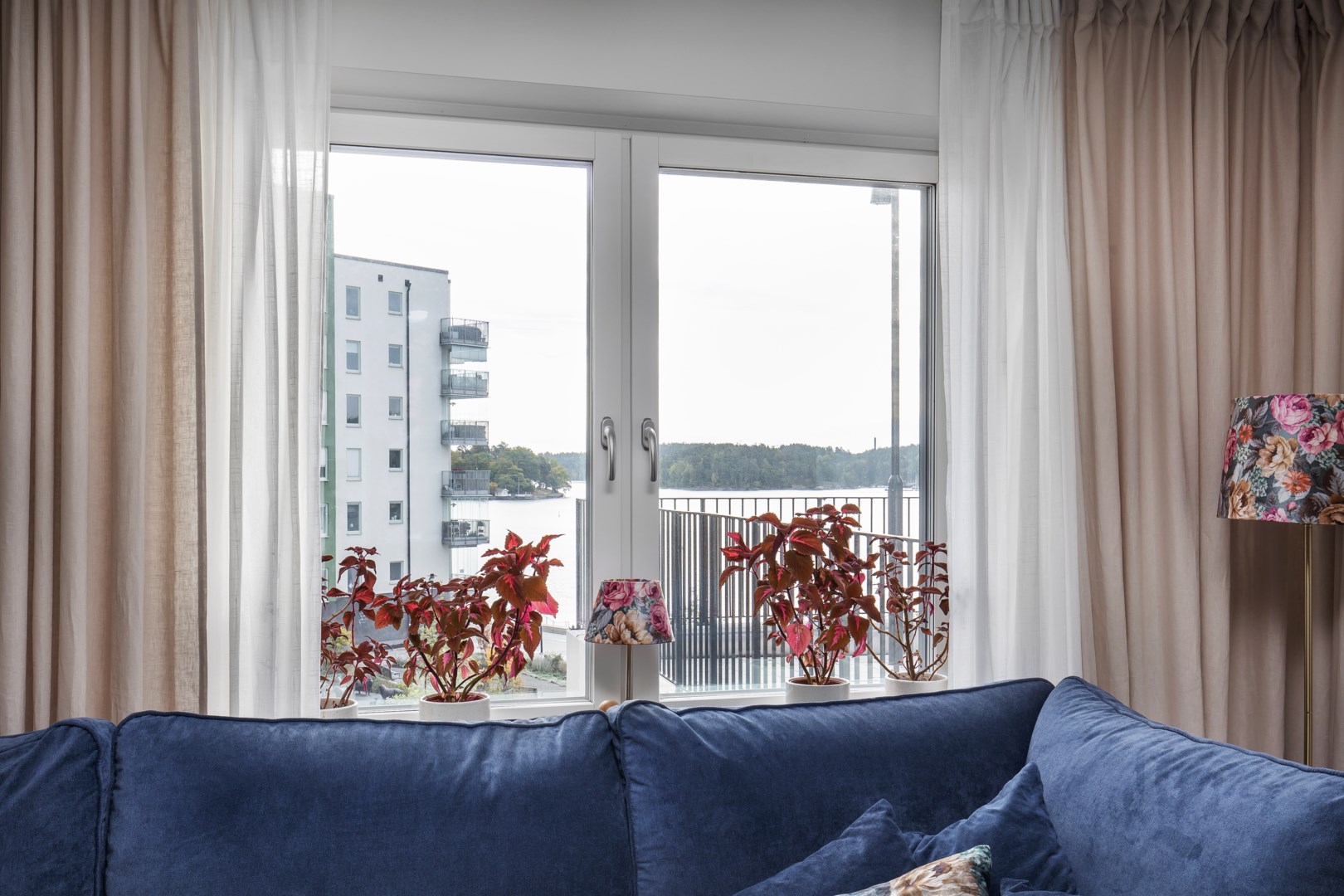 Bostadsbild från Tollareslingan 22, 1 tr, Såld i Tollare, Nacka