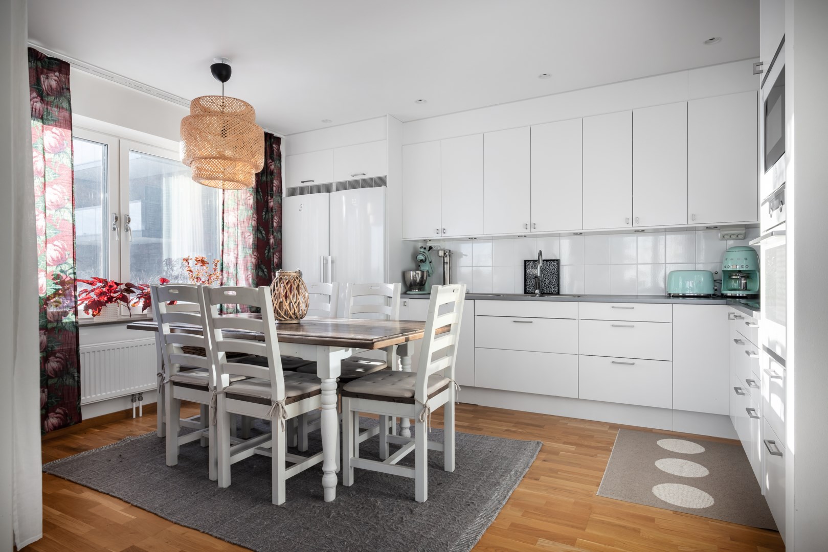 Bostadsbild från Tollareslingan 22, 1 tr, Såld i Tollare, Nacka