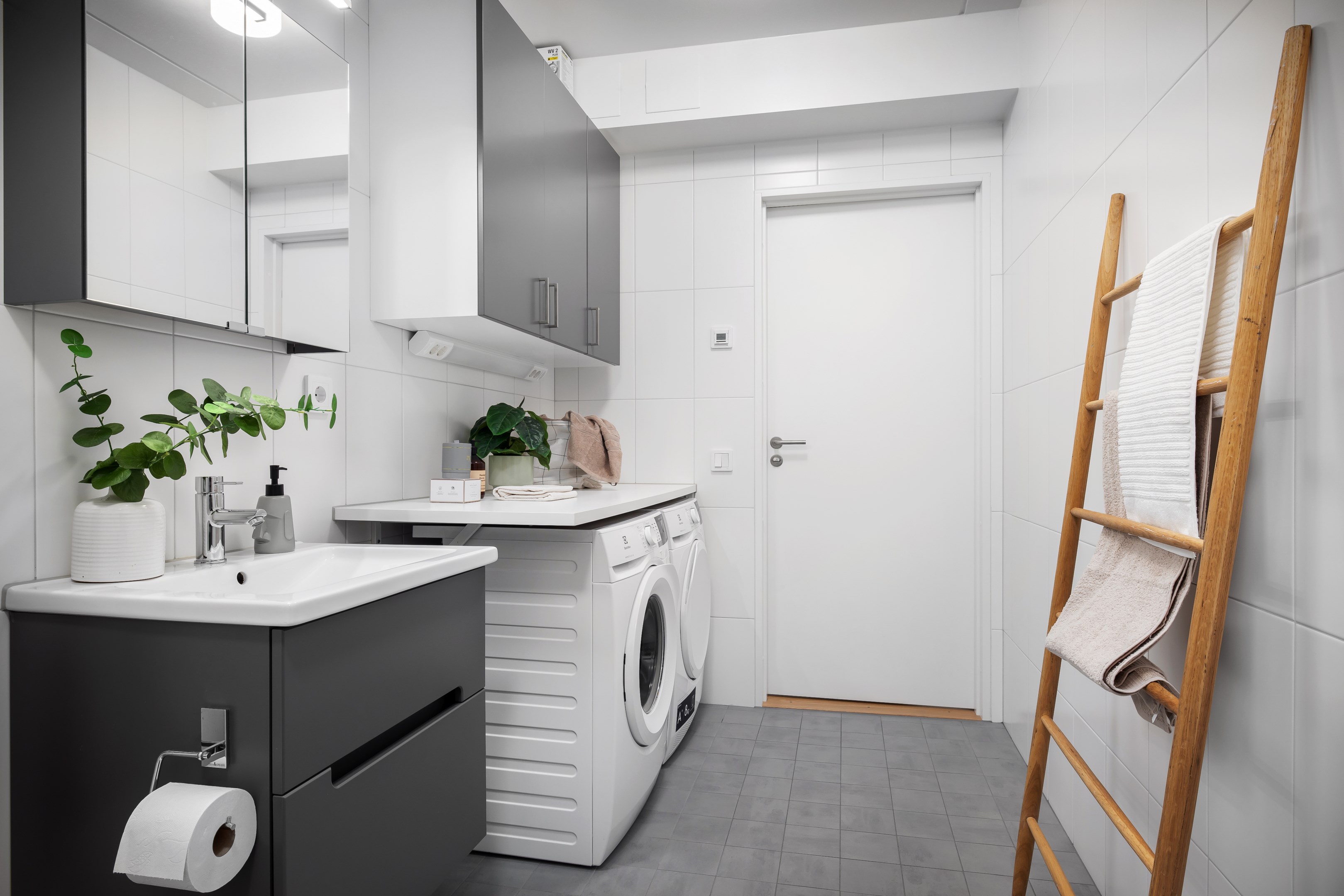 Bostadsbild från Tollareslingan 26, 7 tr, Såld i Tollare, Nacka