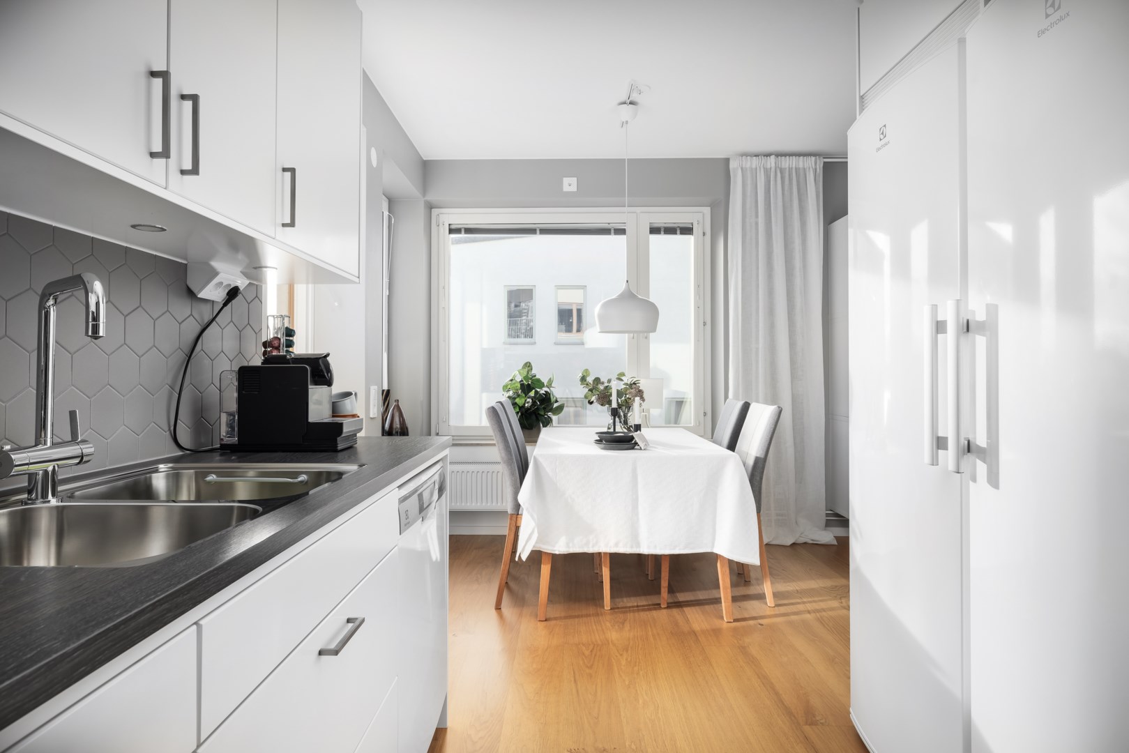 Bostadsbild från Tollareslingan 26, 7 tr, Såld i Tollare, Nacka