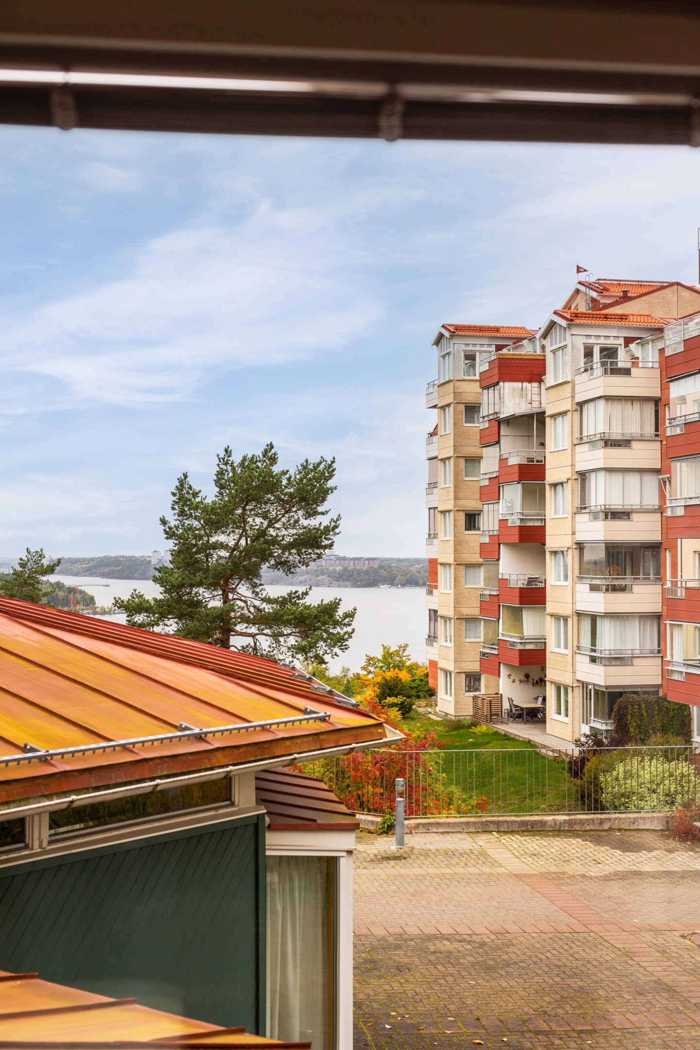 Bostadsbild från Fyrspannsvägen 74, Såld i Jarlaberg, Nacka