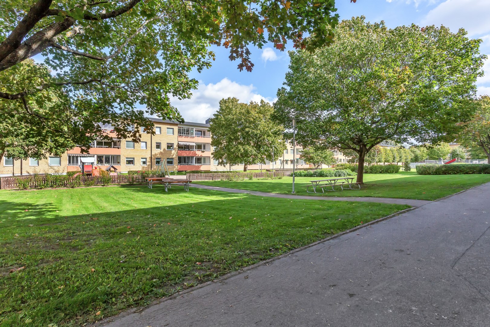 Bostadsbild från Molngatan 15, Såld i Gränby, Uppsala