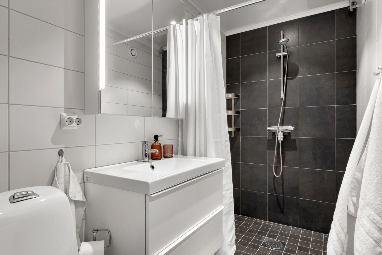 Bostadsbild från Molngatan 15, Såld i Gränby, Uppsala