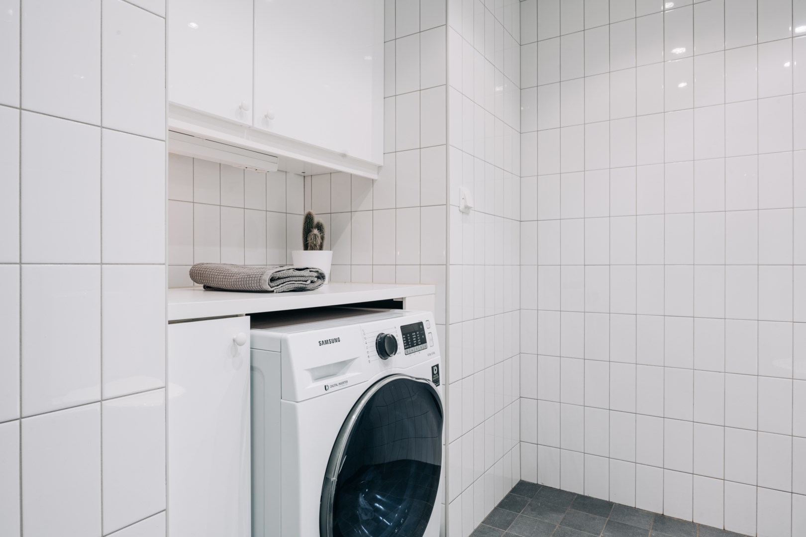 Bostadsbild från Lustgårdsgatan 14, 4tr, Såld i Kungsholmen - Stadshagen, Stockholm