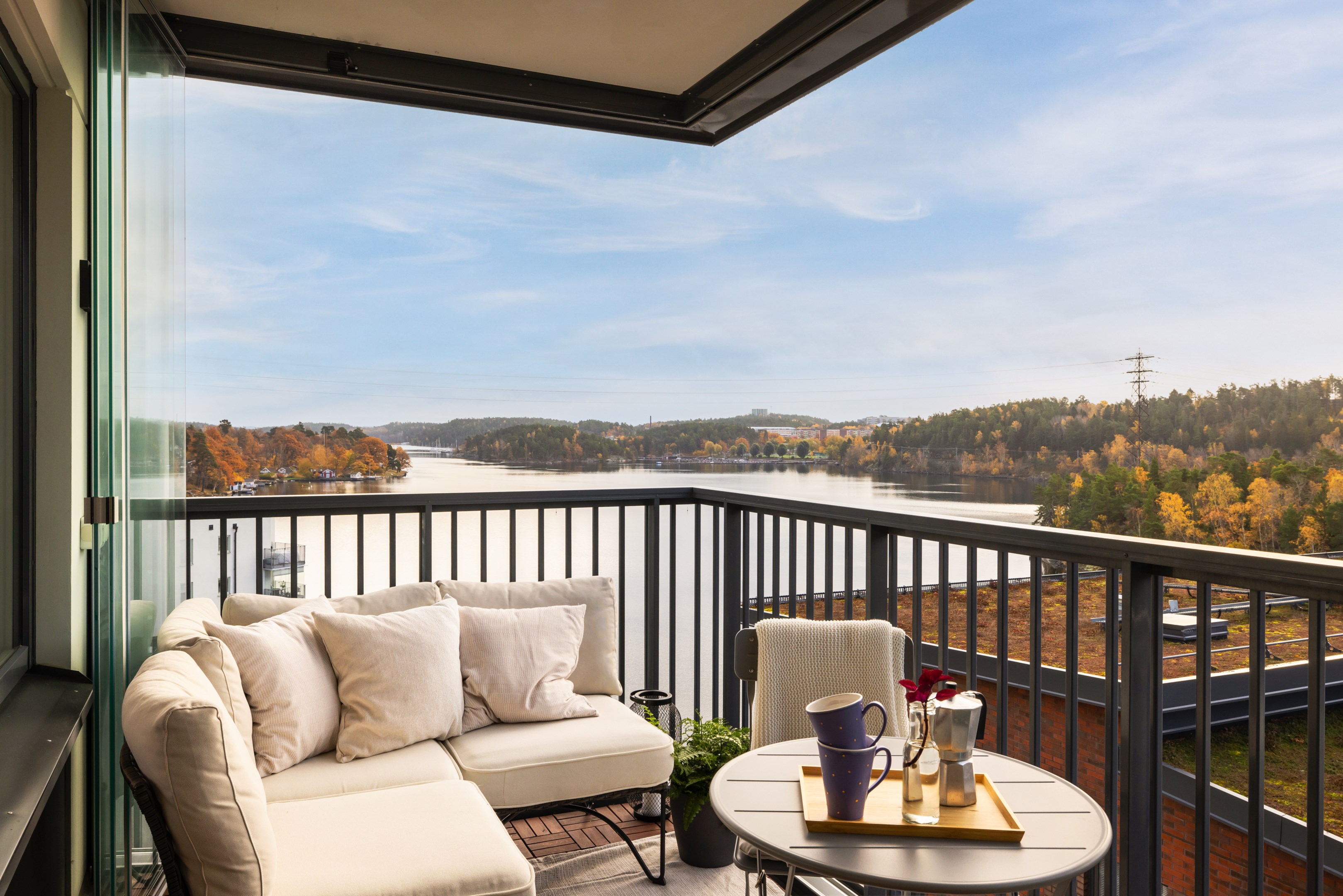 Bostadsbild från Tollareslingan 22, 7 tr, Såld i Tollare, Nacka