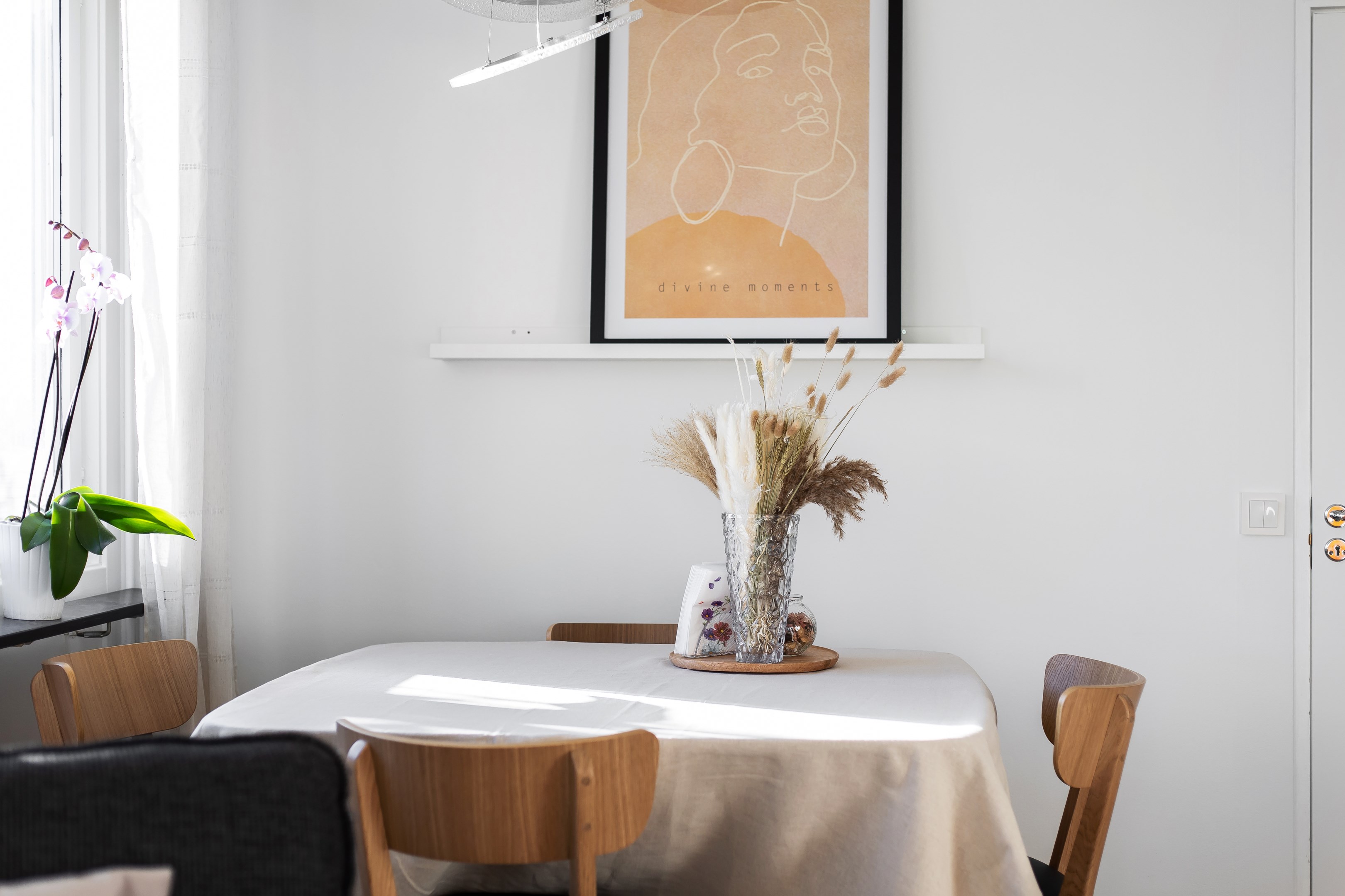 Bostadsbild från Betsövägen 8, Såld i Västra Orminge, Nacka