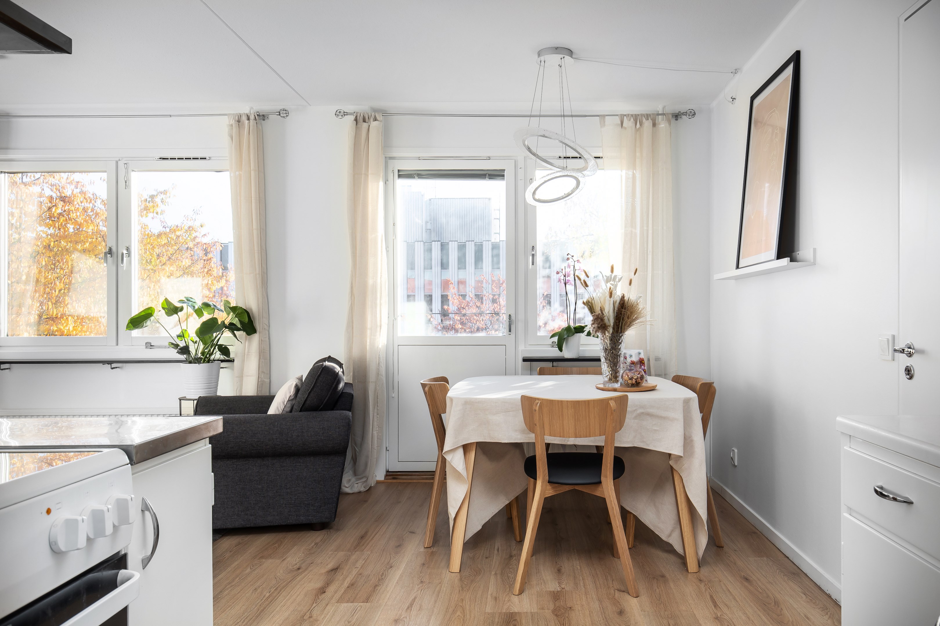 Bostadsbild från Betsövägen 8, Såld i Västra Orminge, Nacka