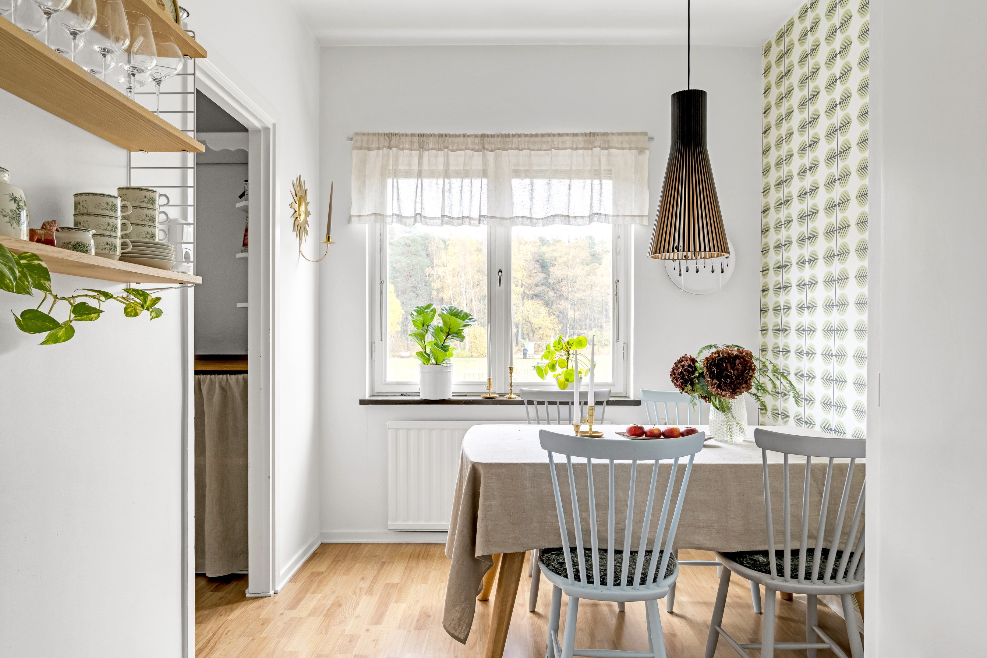 Bostadsbild från Norbyvägen 75 A, Såld i Sommarro, Uppsala