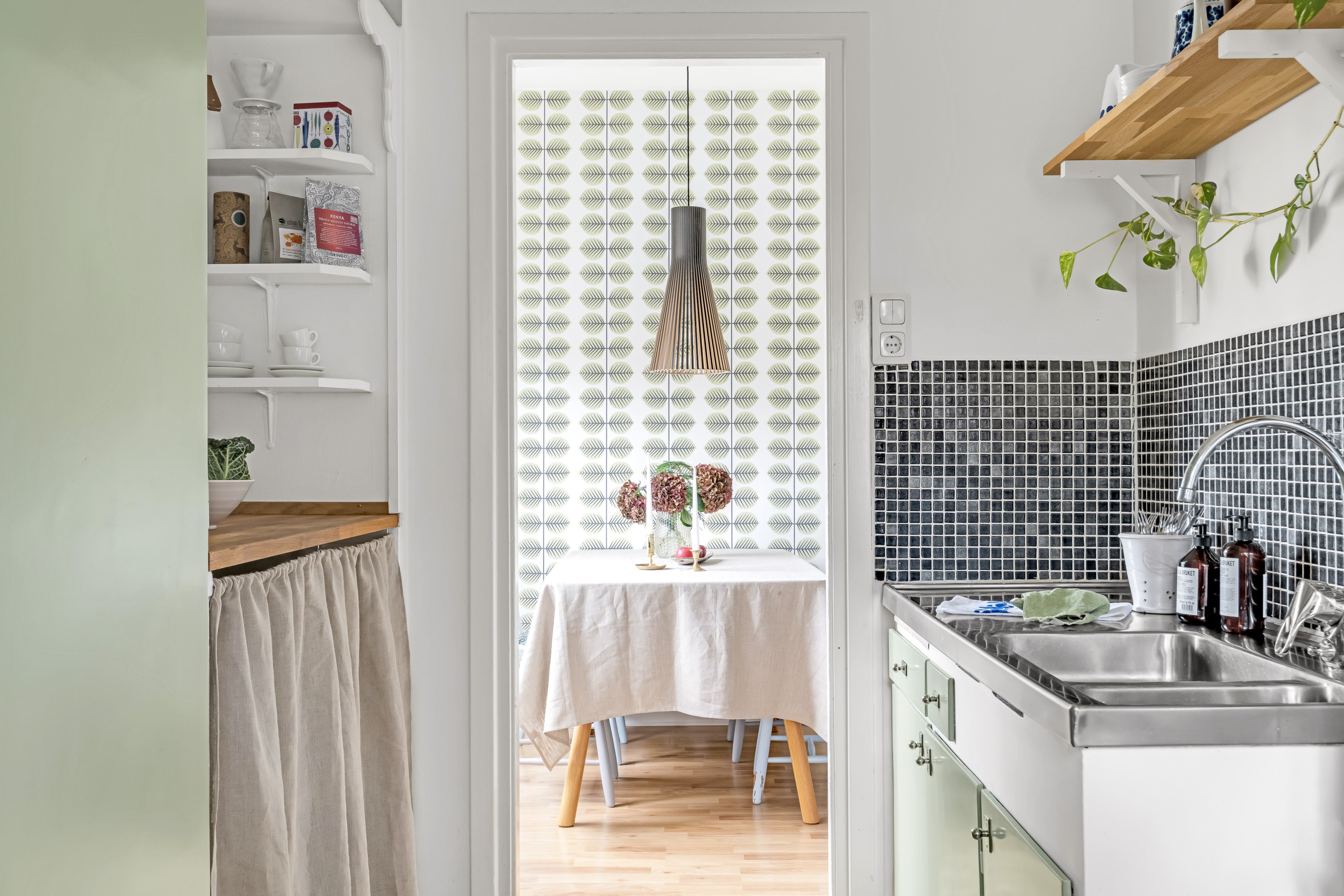 Bostadsbild från Norbyvägen 75 A, Såld i Sommarro, Uppsala