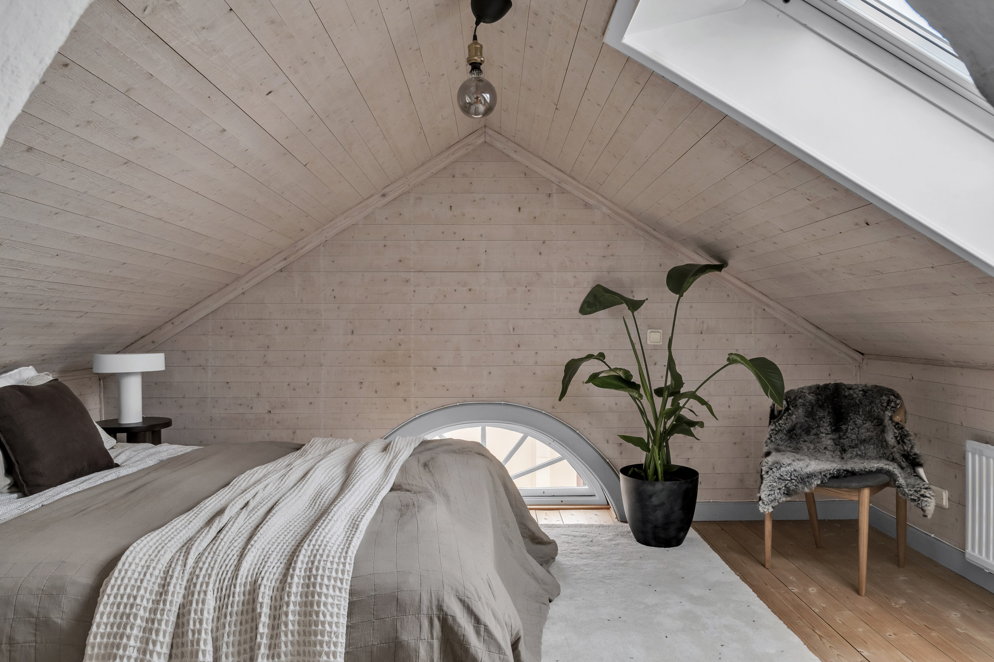 Bostadsbild från Övre Slottsgatan 9B, Såld i Öfre Slotts, Uppsala