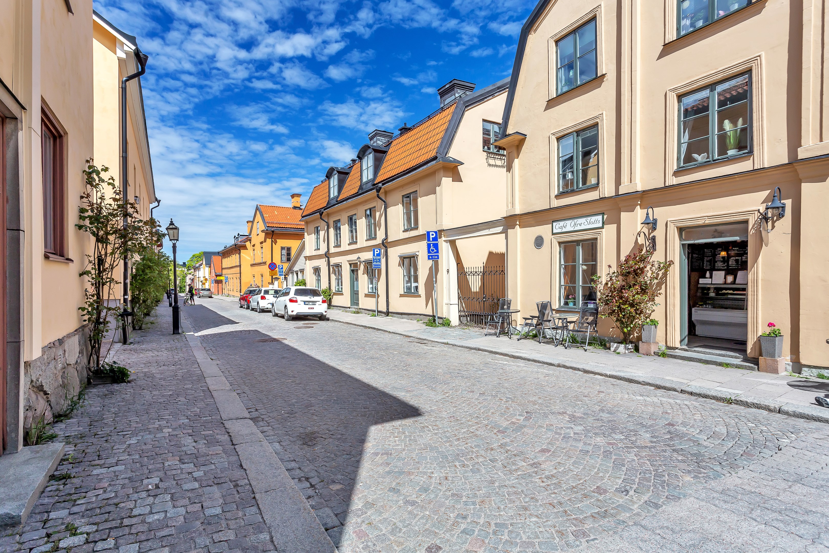 Bostadsbild från Övre Slottsgatan 9B, Såld i Öfre Slotts, Uppsala
