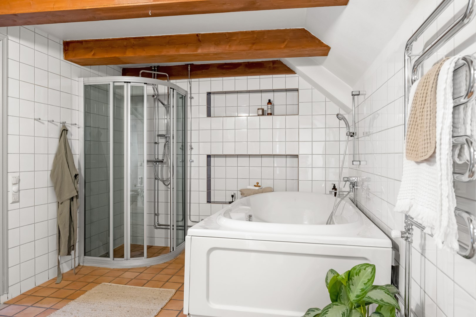 Bostadsbild från Övre Slottsgatan 9B, Såld i Öfre Slotts, Uppsala