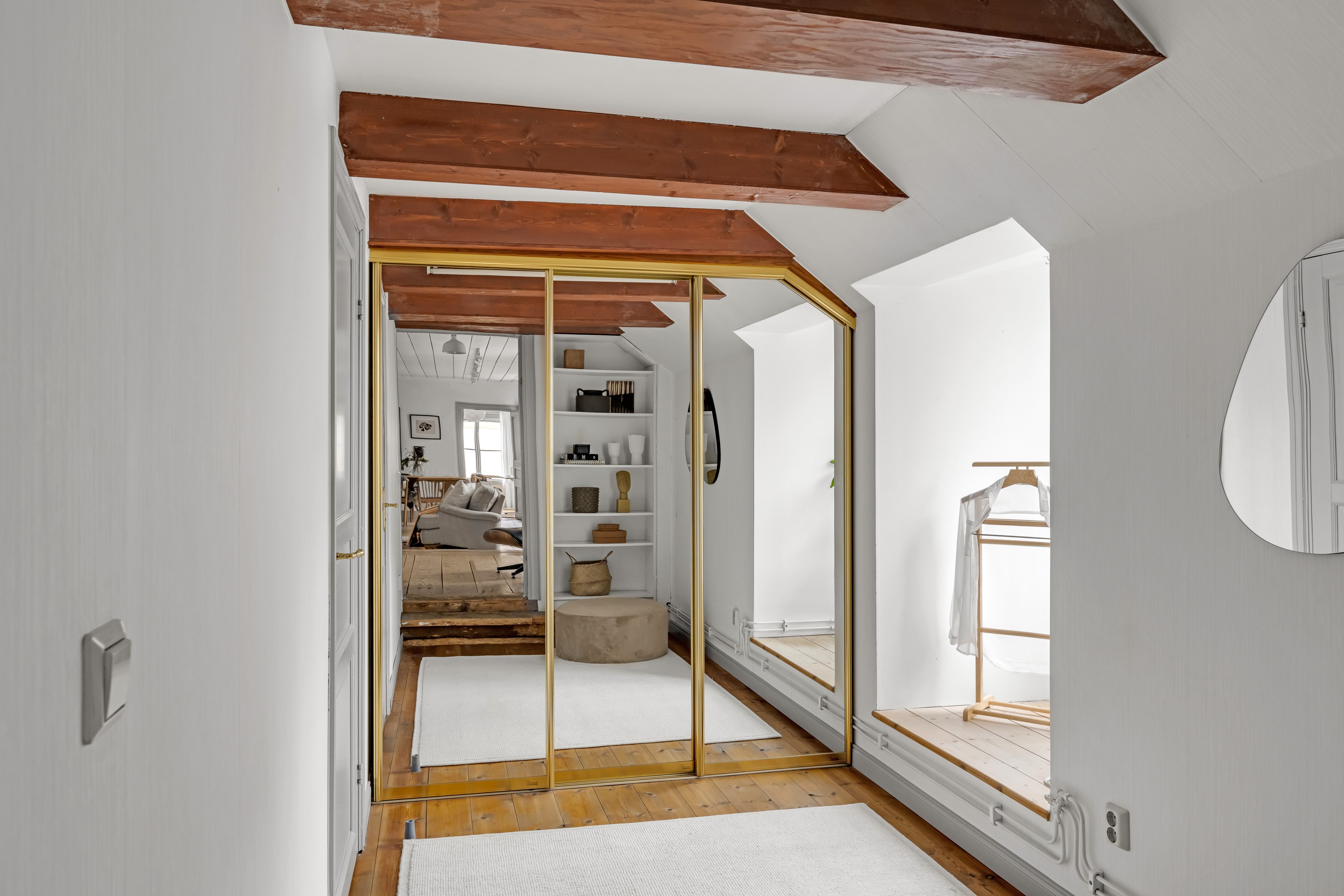 Bostadsbild från Övre Slottsgatan 9B, Såld i Öfre Slotts, Uppsala