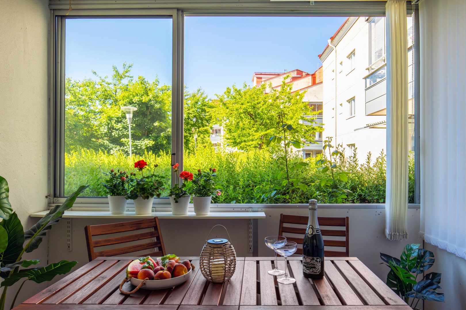 Bostadsbild från Fyrspannsvägen 66, Såld i Jarlaberg, Nacka