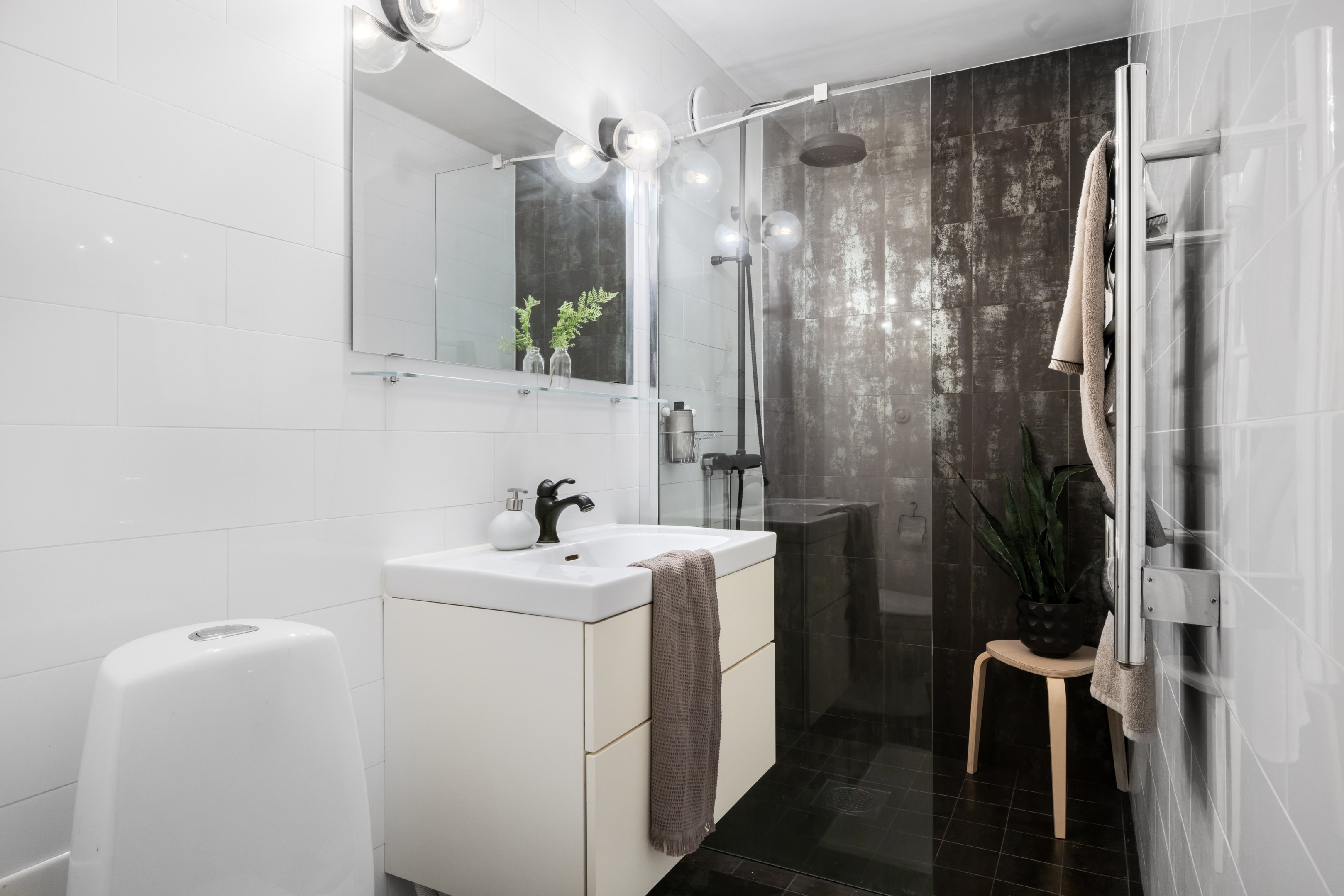 Bostadsbild från Beckasinvägen 33, Såld i Saltängen, Nacka