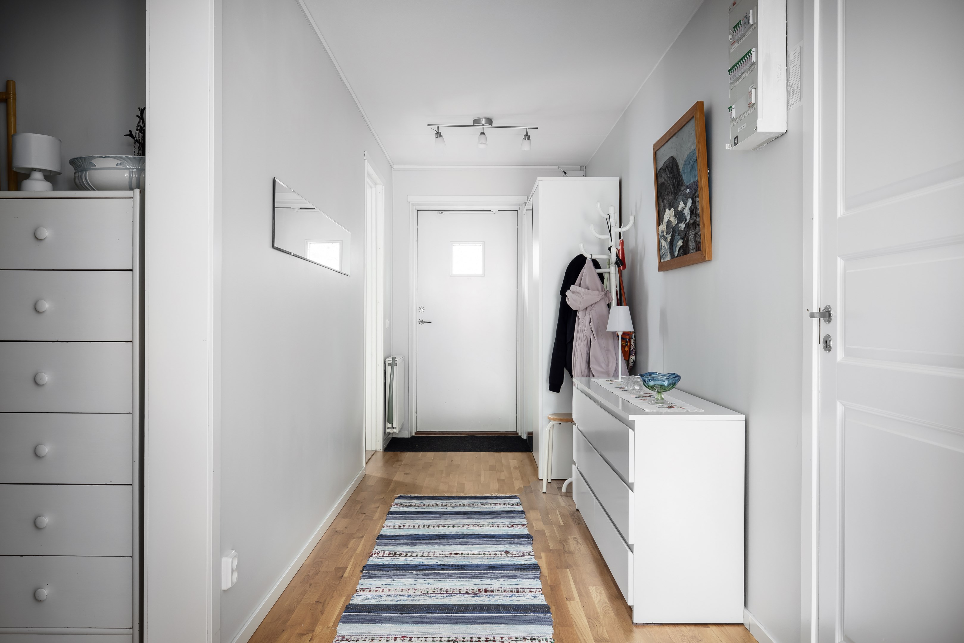 Bostadsbild från Grönsiskevägen 12, Såld i Ösbydalen, Värmdö