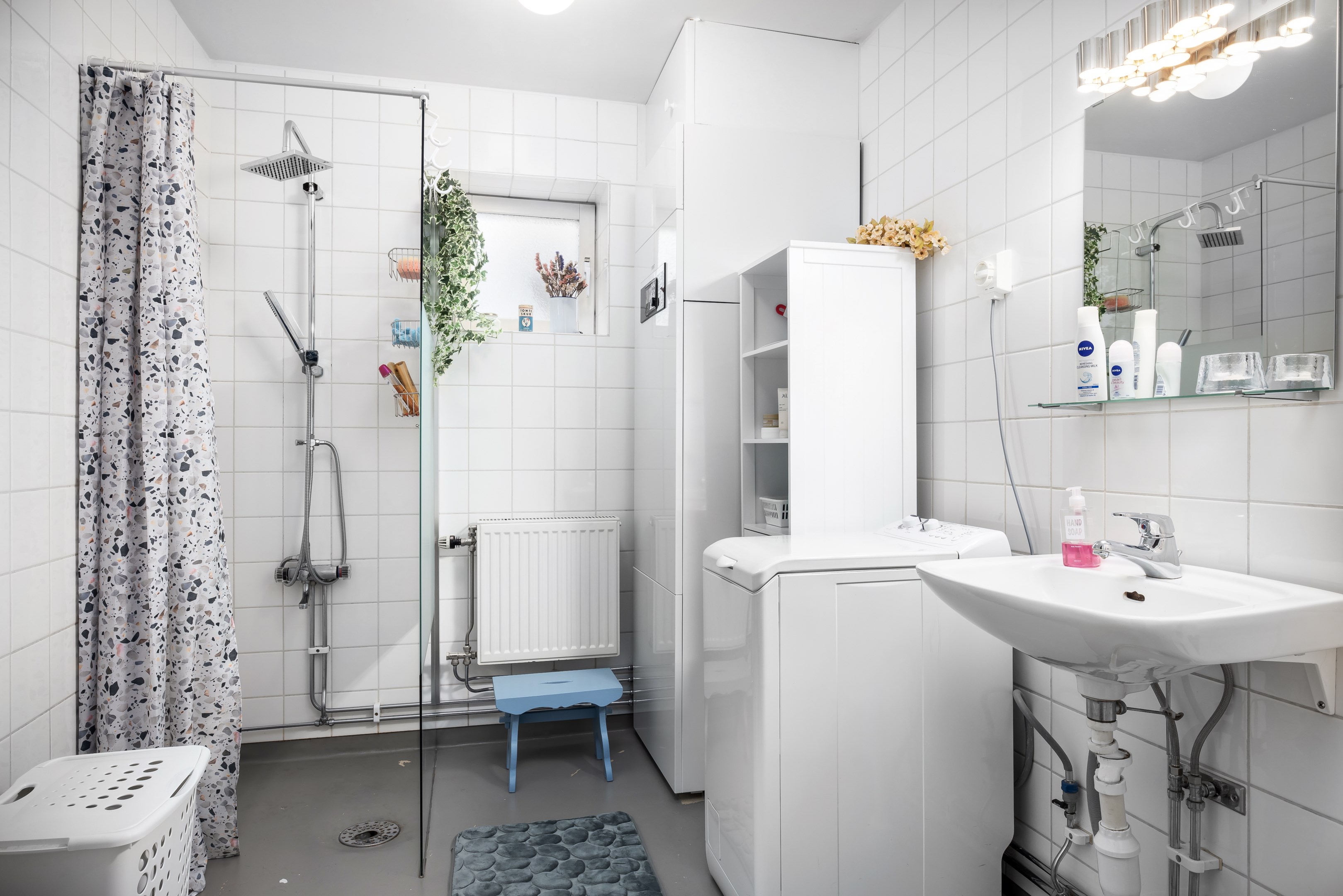 Bostadsbild från Grönsiskevägen 12, Såld i Ösbydalen, Värmdö