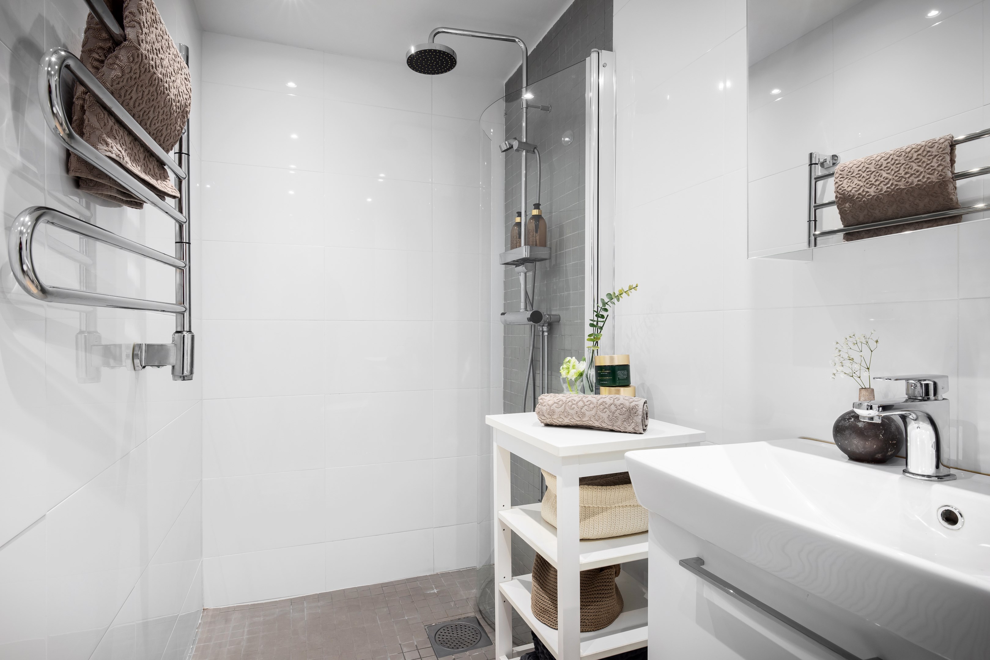 Bostadsbild från Alphyddevägen 35, 2 tr, Såld i , Nacka