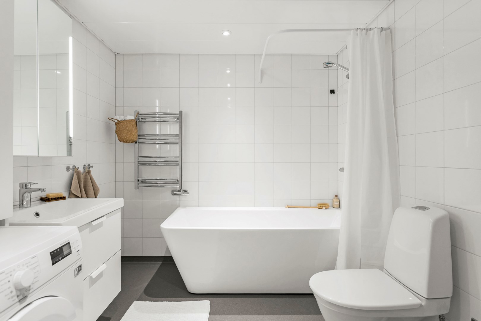 Bostadsbild från Hjulaxelvägen 150, Såld i Gunsta, Uppsala