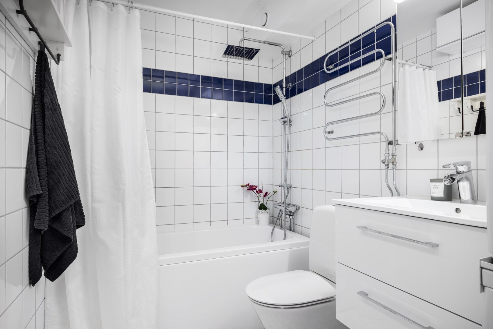 Bostadsbild från Landåvägen 16, Såld i Jarlaberg, Nacka