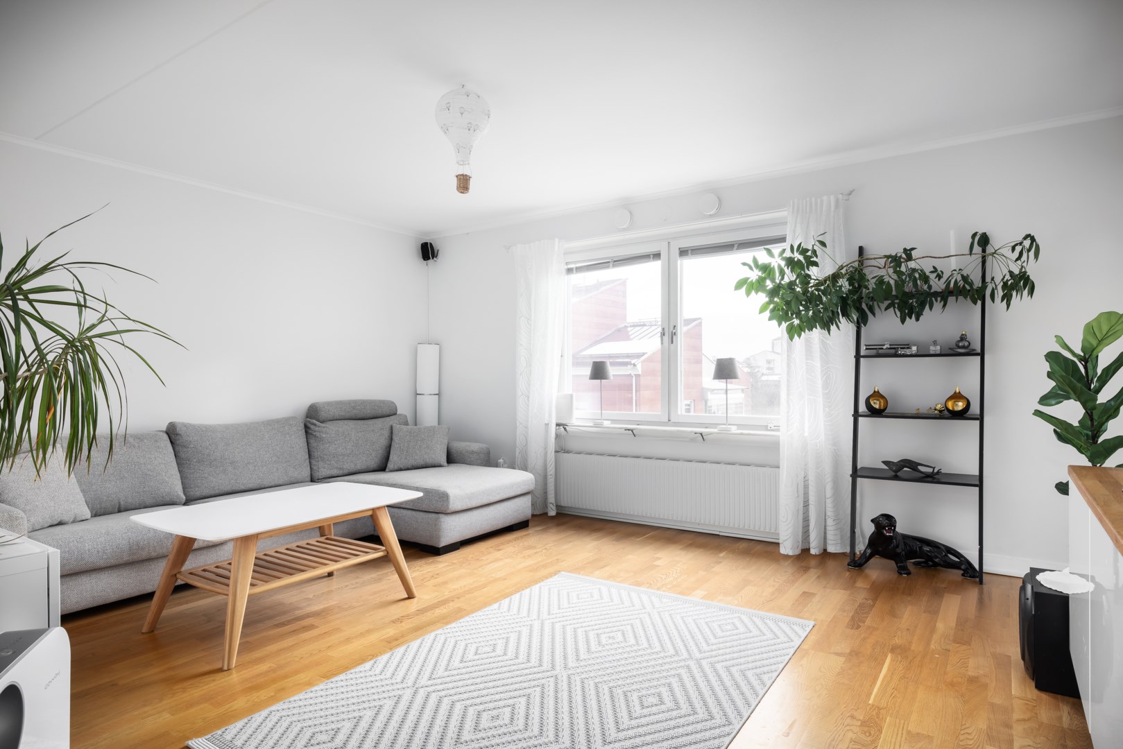 Bostadsbild från Landåvägen 16, Såld i Jarlaberg, Nacka