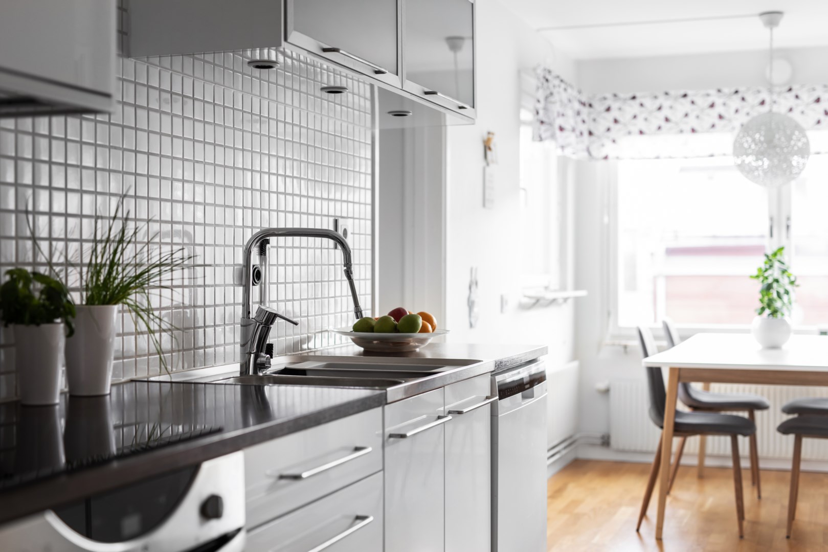 Bostadsbild från Landåvägen 16, Såld i Jarlaberg, Nacka