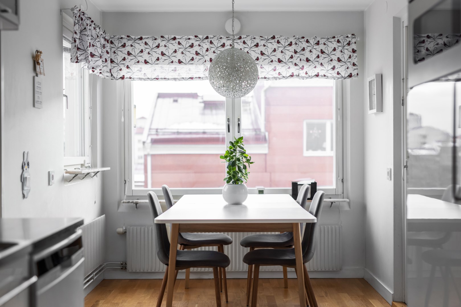 Bostadsbild från Landåvägen 16, Såld i Jarlaberg, Nacka