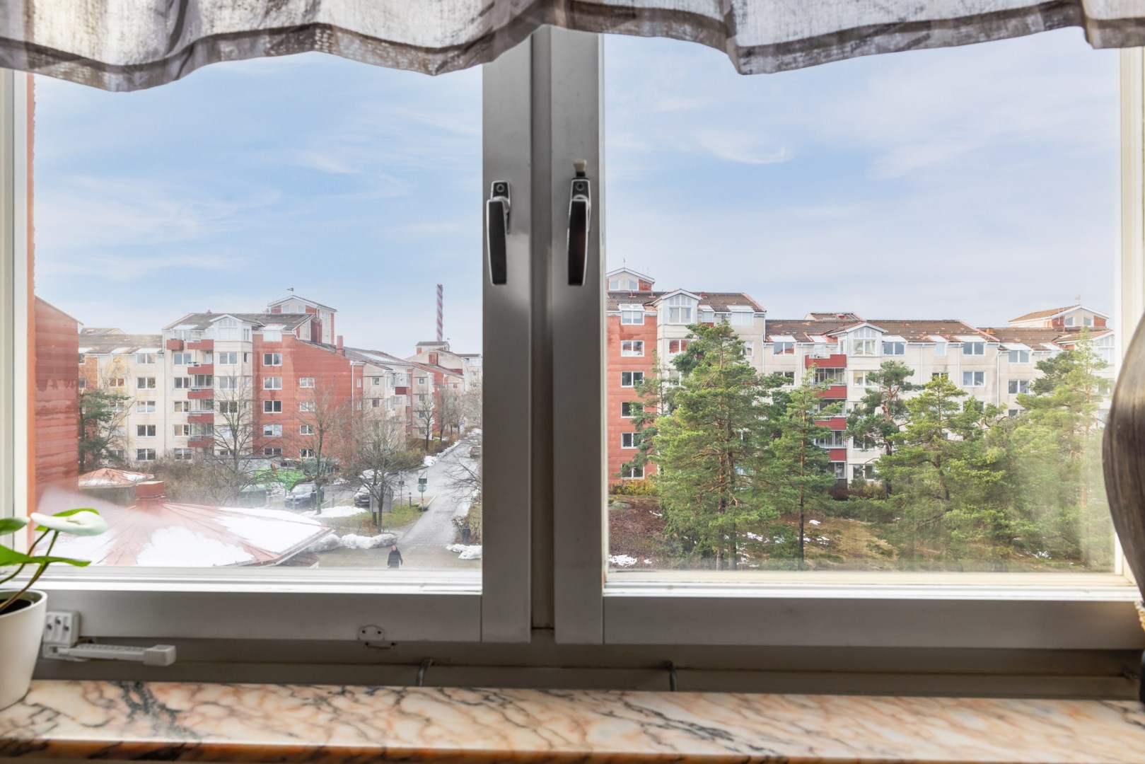 Bostadsbild från Landåvägen 16, Såld i Jarlaberg, Nacka