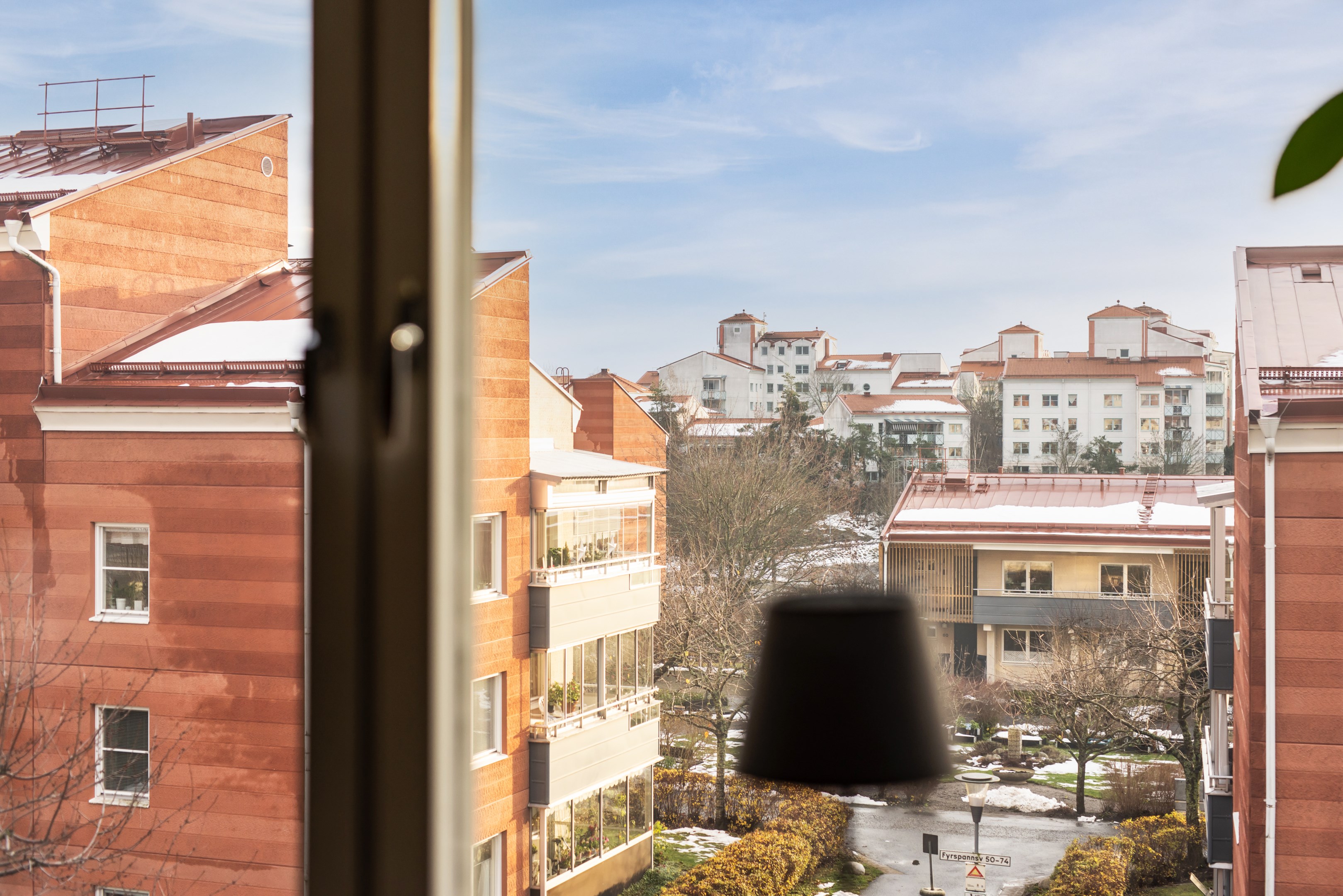 Bostadsbild från Landåvägen 16, Såld i Jarlaberg, Nacka