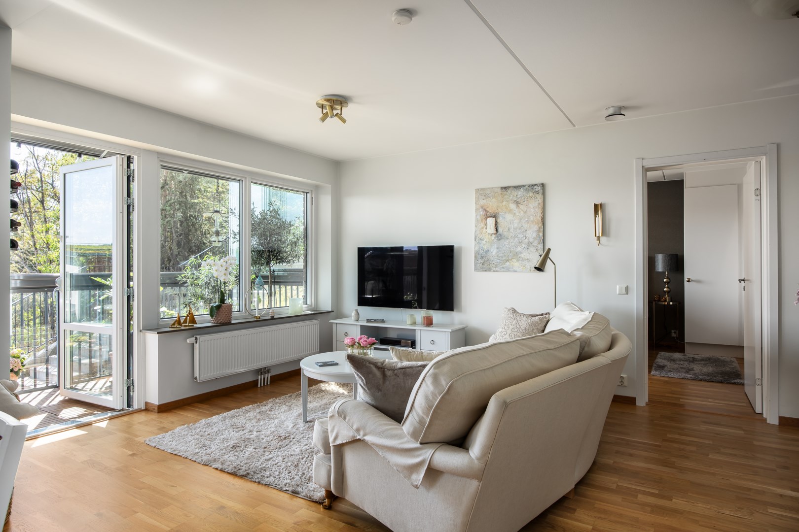 Bostadsbild från Tollareslingan 8, Till salu i Tollare, Nacka