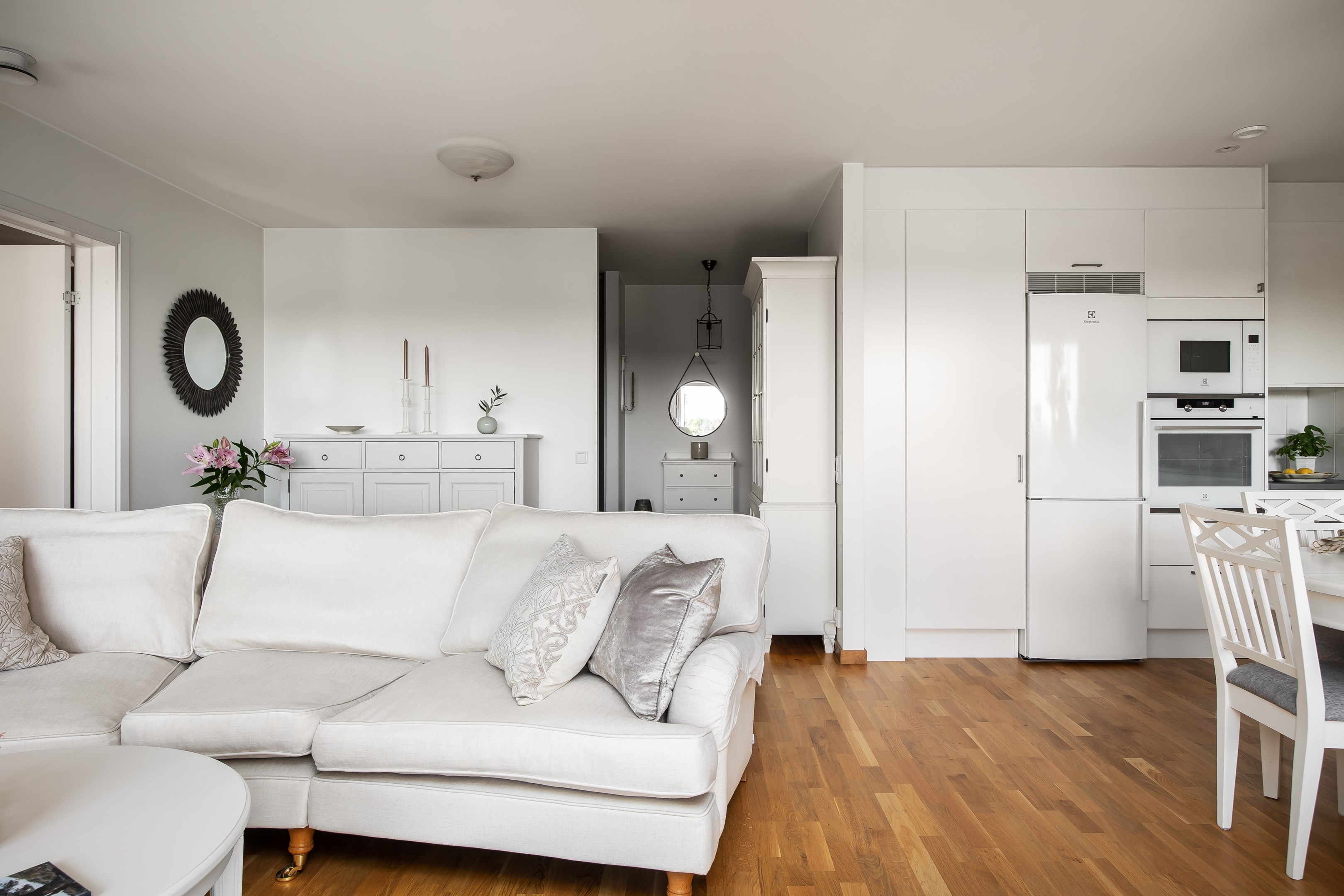 Bostadsbild från Tollareslingan 8, Till salu i Tollare, Nacka