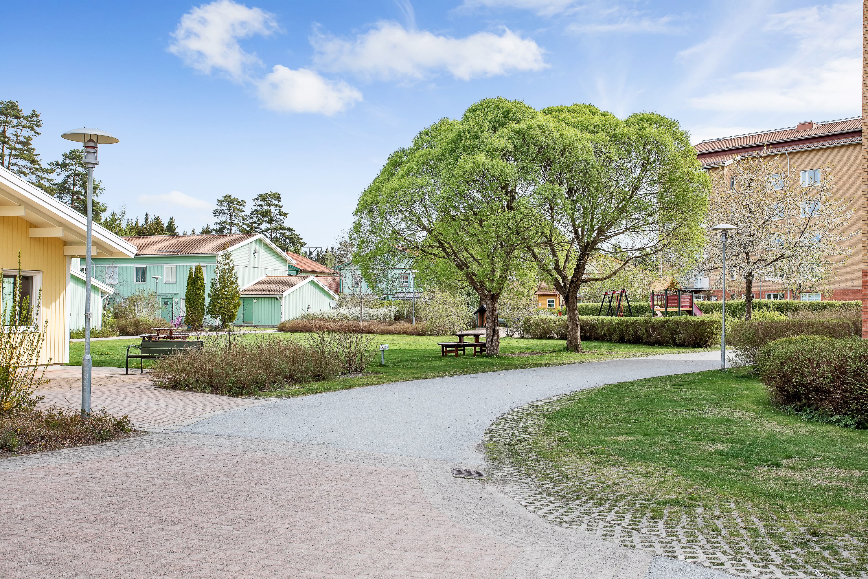 Bostadsbild från Herrhagsvägen 186, Såld i Herrhagen, Uppsala