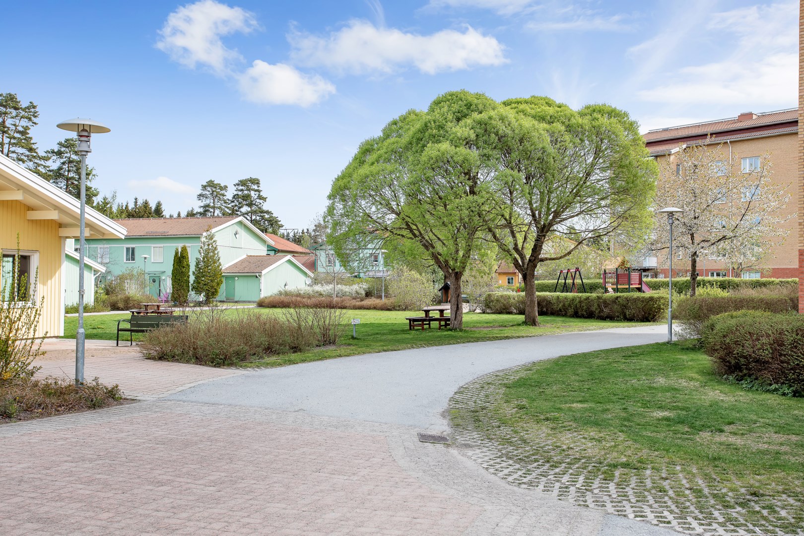 Bostadsbild från Herrhagsvägen 186, Såld i Herrhagen, Uppsala